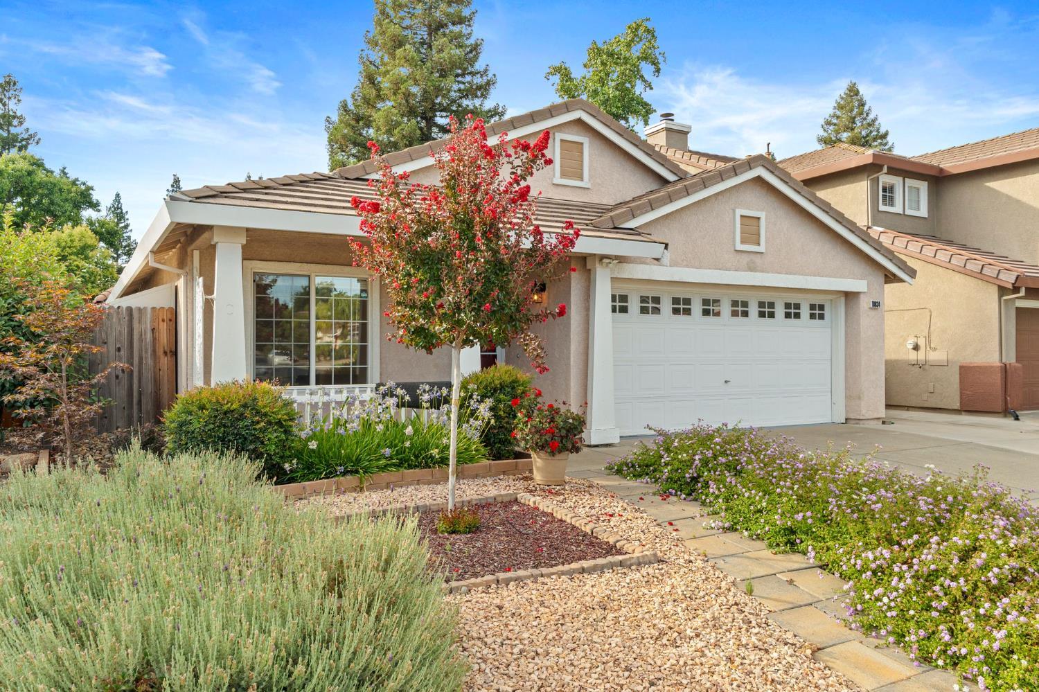 Rancho Cordova, California, 95670, United States, 3 Bedrooms Bedrooms, ,2 BathroomsBathrooms,Residential,For Sale,1900800