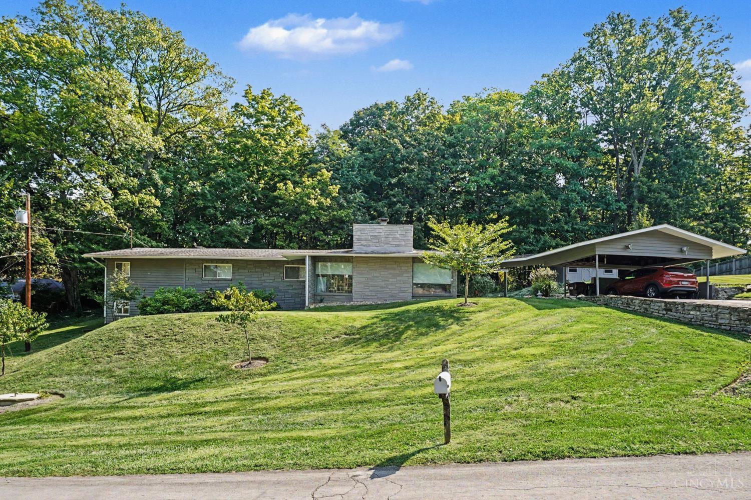 Eversole Rd, Cincinnati, OH 45230 #1