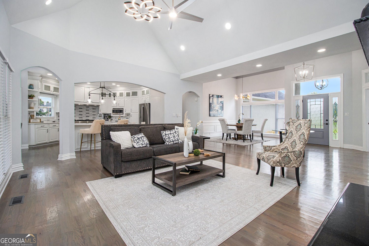 Lithonia, Georgia, 30058, United States, 5 Bedrooms Bedrooms, ,5 BathroomsBathrooms,Residential,For Sale,1863346