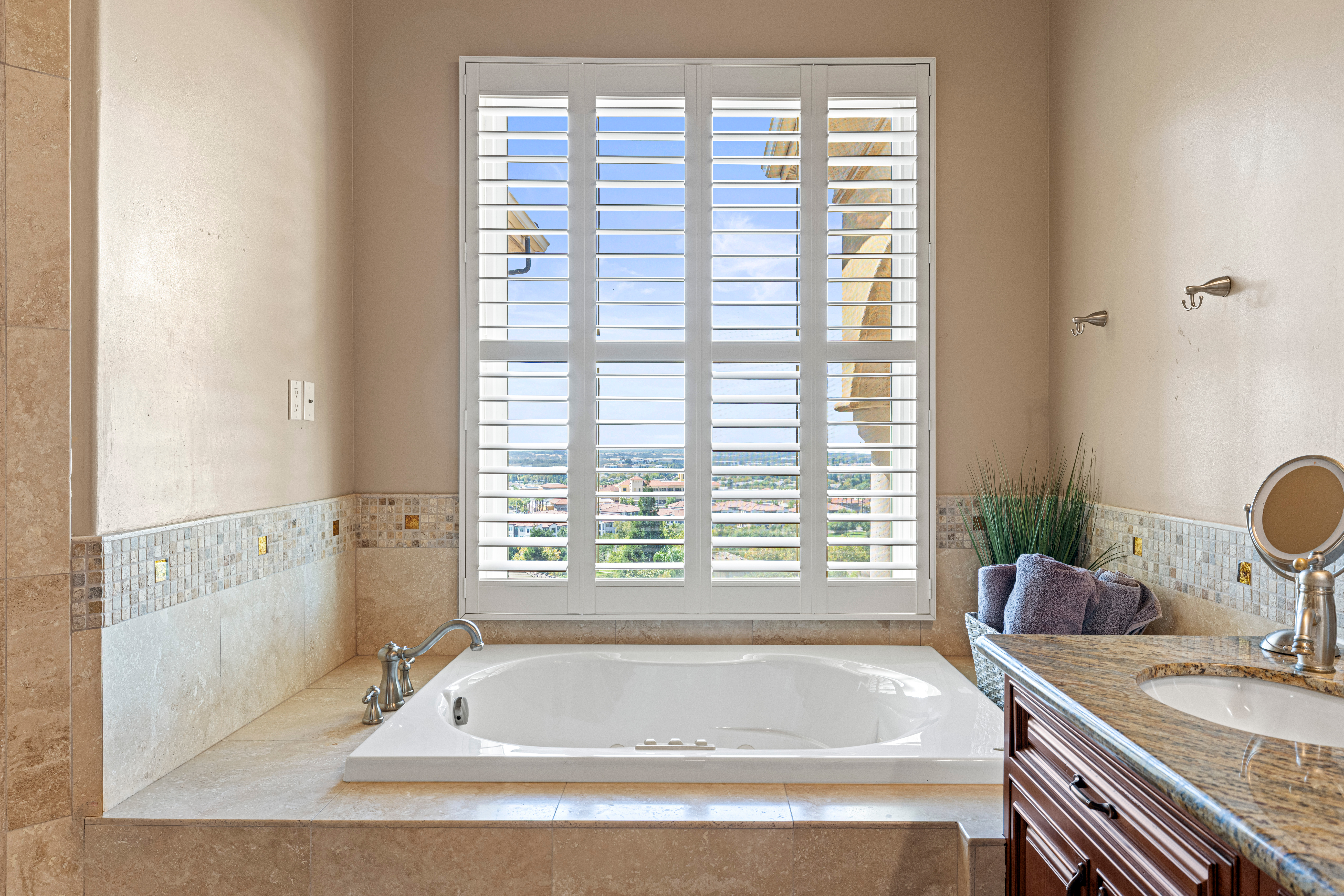  477 Serpa Way, Folsom, CA 95630 - 物件實景