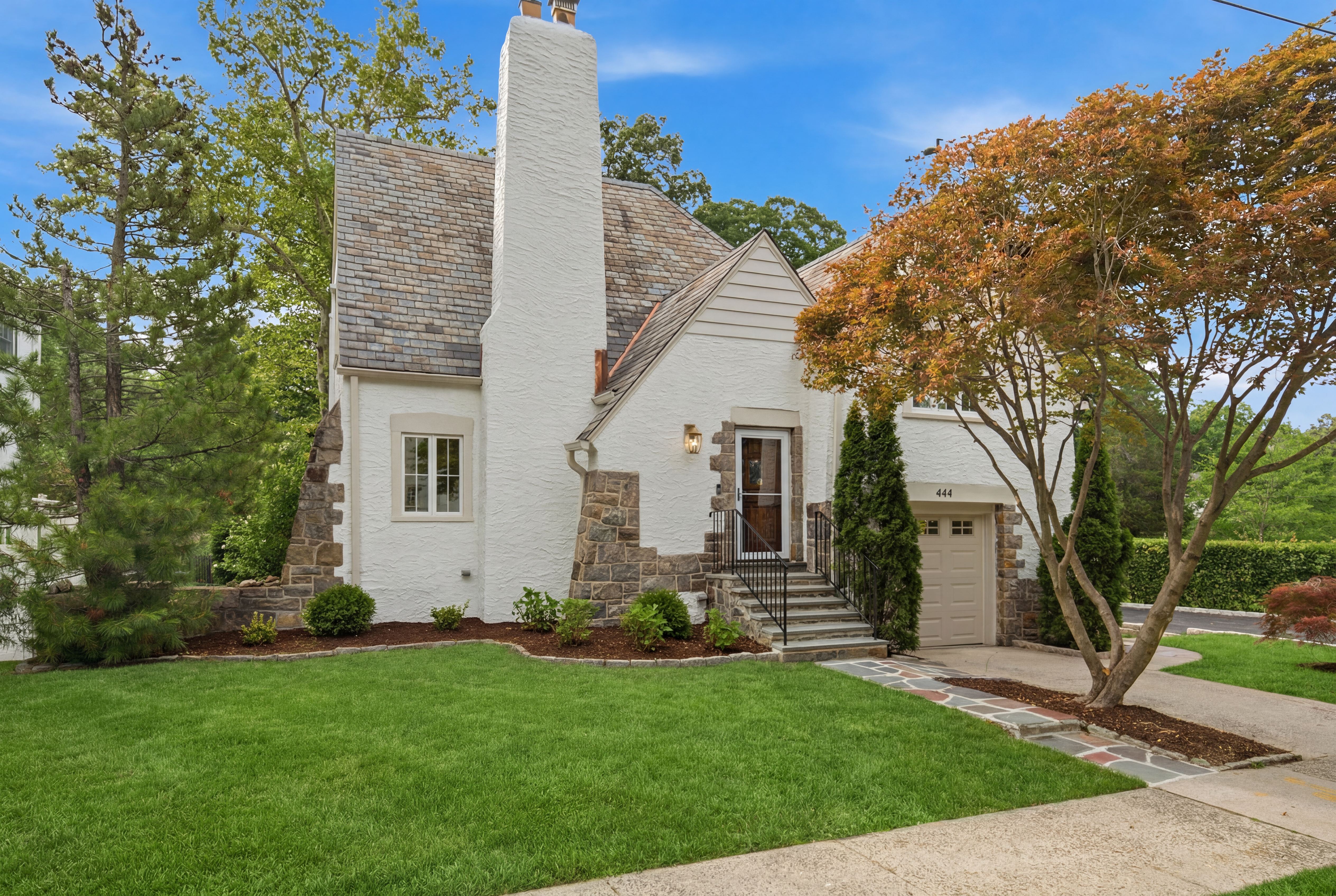  Beautifully Renovated Rye Tudor - 物件實景