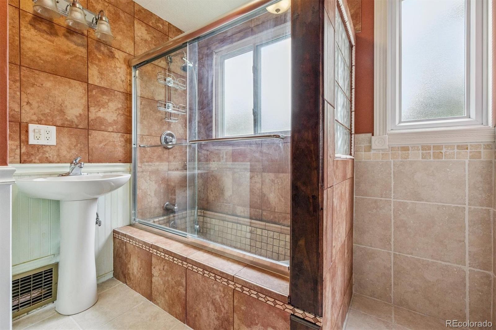 Lakewood, Colorado, 80215, United States, 4 Bedrooms Bedrooms, ,1 BathroomBathrooms,Residential,For Sale,1907842