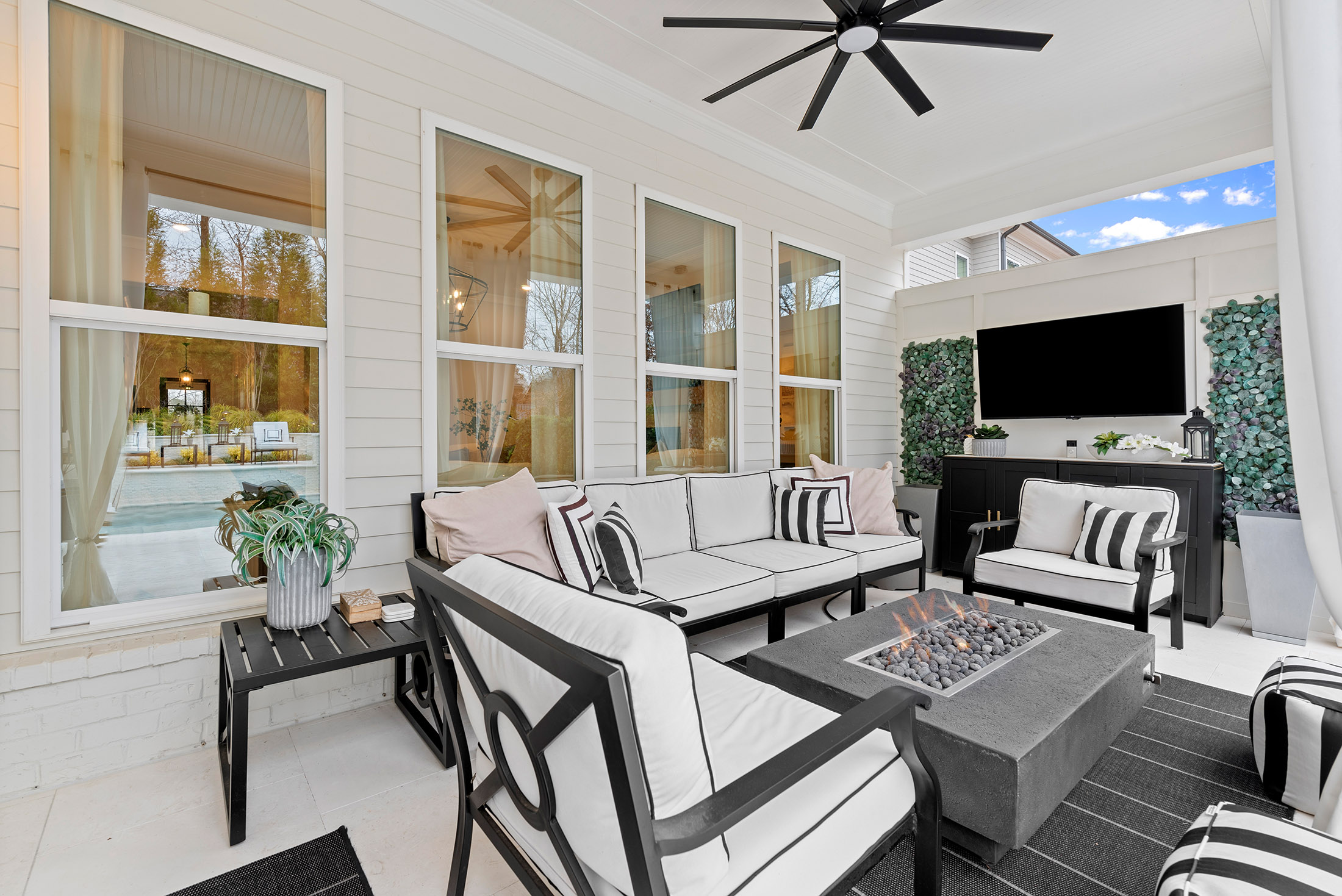  Exceptional Bellmoore Park Residence with Resort Amenities - 物件實景