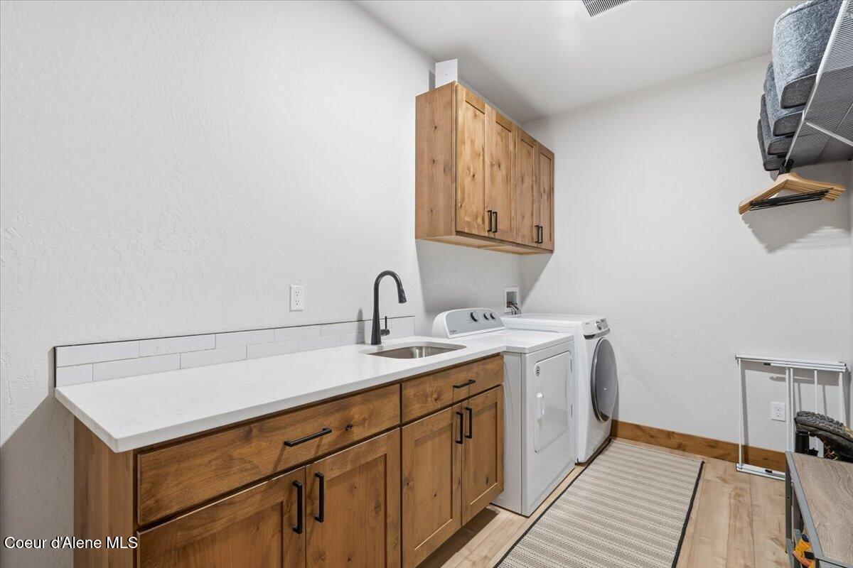 Oldtown, Idaho, 83822, United States, 5 Bedrooms Bedrooms, ,4 BathroomsBathrooms,Residential,For Sale,1992429