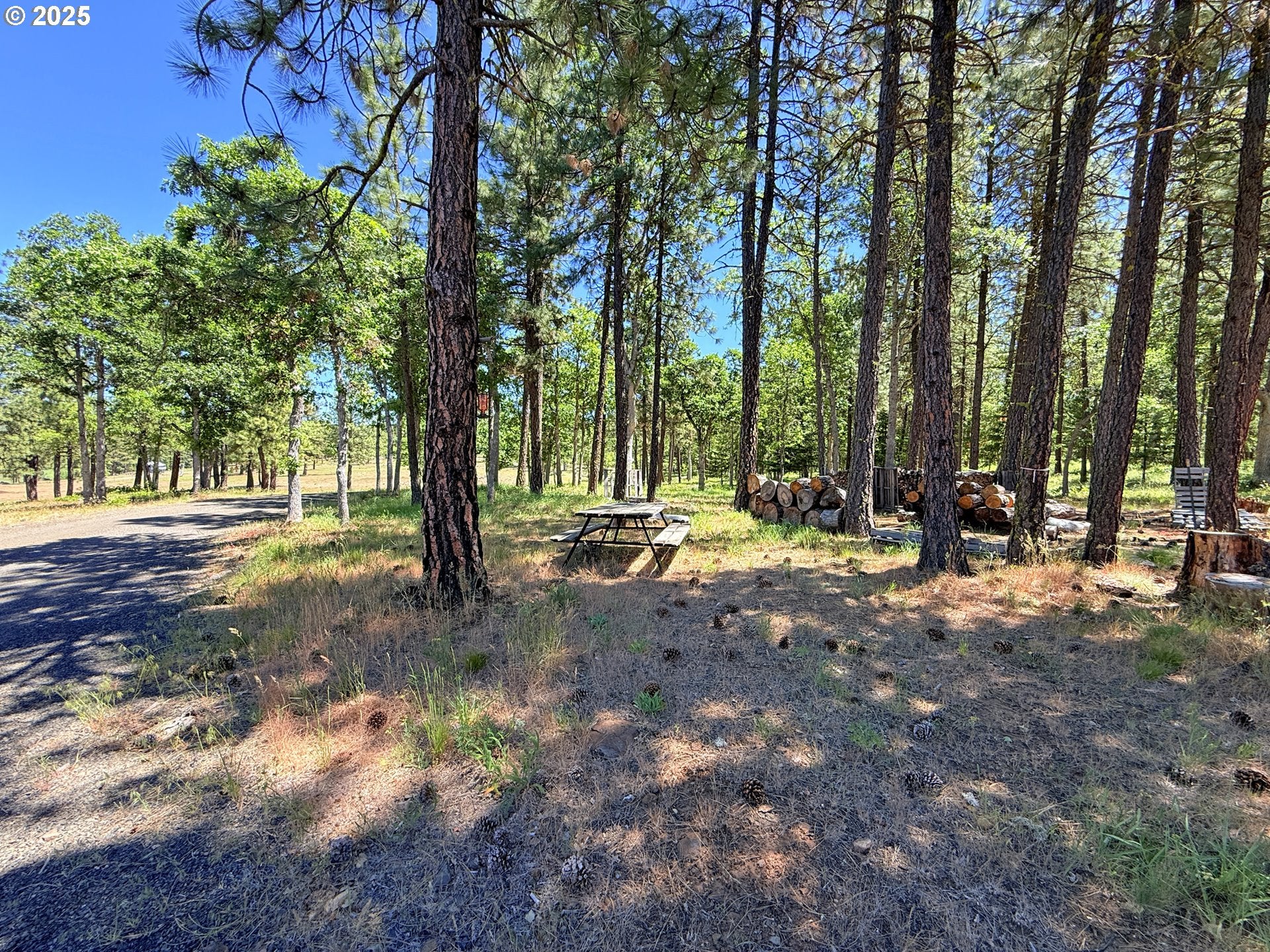 Goldendale, Washington, 98620, United States, 2 Bedrooms Bedrooms, ,2 BathroomsBathrooms,Residential,For Sale,1906644