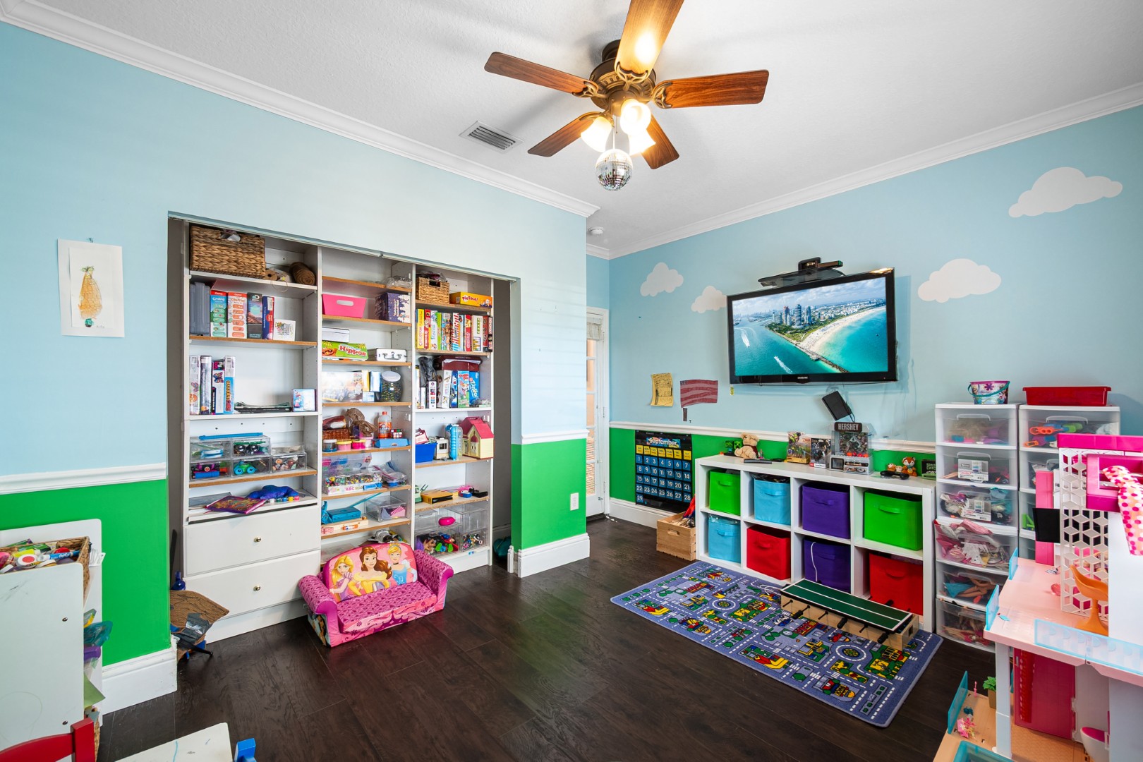 Miami, Florida, 33186, United States, 5 Bedrooms Bedrooms, ,3 BathroomsBathrooms,Residential,For Sale,1765733