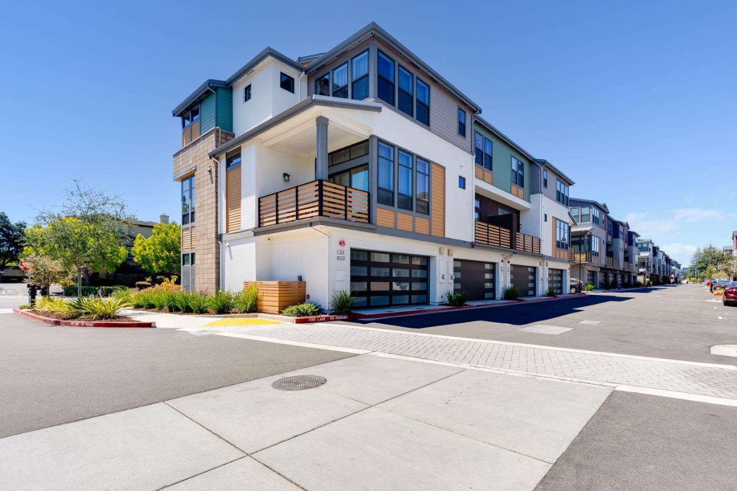Sunnyvale, California, 94086, United States, 3 Bedrooms Bedrooms, ,4 BathroomsBathrooms,Residential,For Sale,1926187