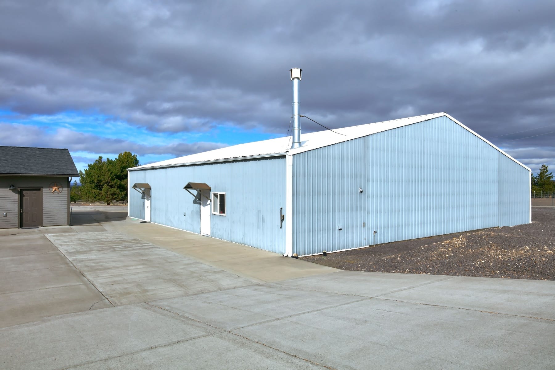  11301 SW Robinson Lane Powell Butte, OR 97753 - 物件實景