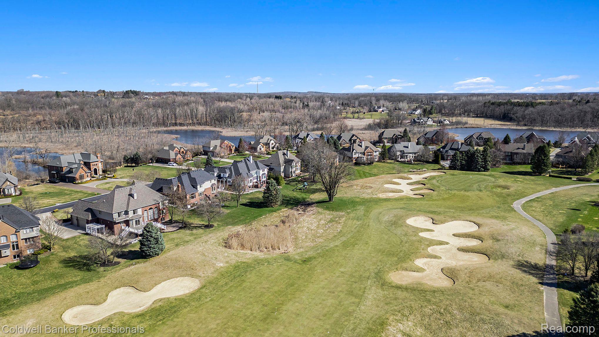 Oakland, Michigan, 48363, United States, 4 Bedrooms Bedrooms, ,6 BathroomsBathrooms,Residential,For Sale,1986538