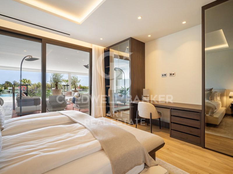 Marbella, Andalusia, ES, 5 Bedrooms Bedrooms, ,5 BathroomsBathrooms,Residential,For Sale,1932954