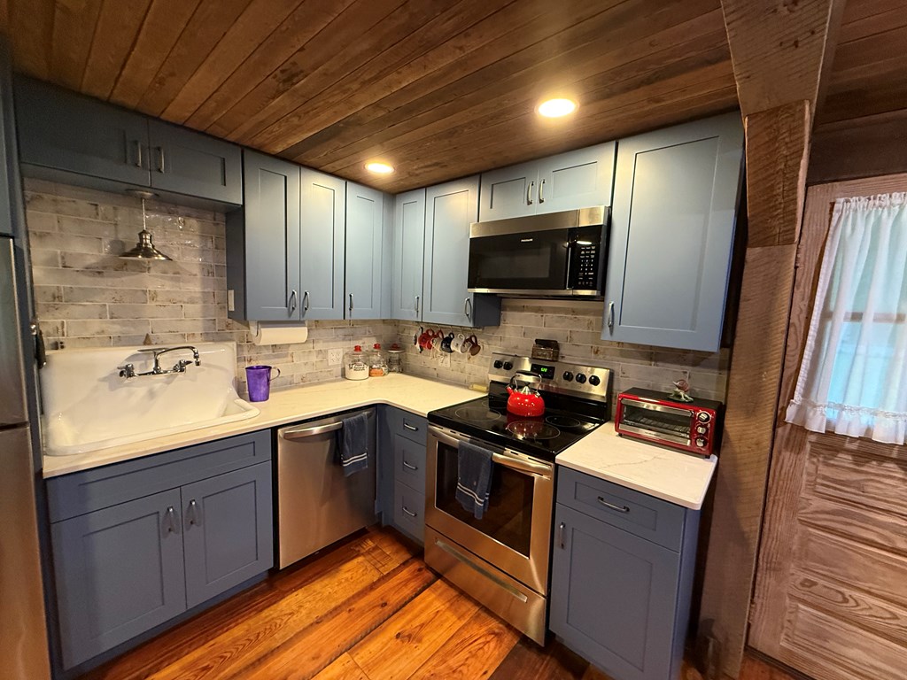Americus, Georgia, 31719, United States, 2 Bedrooms Bedrooms, ,1 BathroomBathrooms,Residential,For Sale,1922785