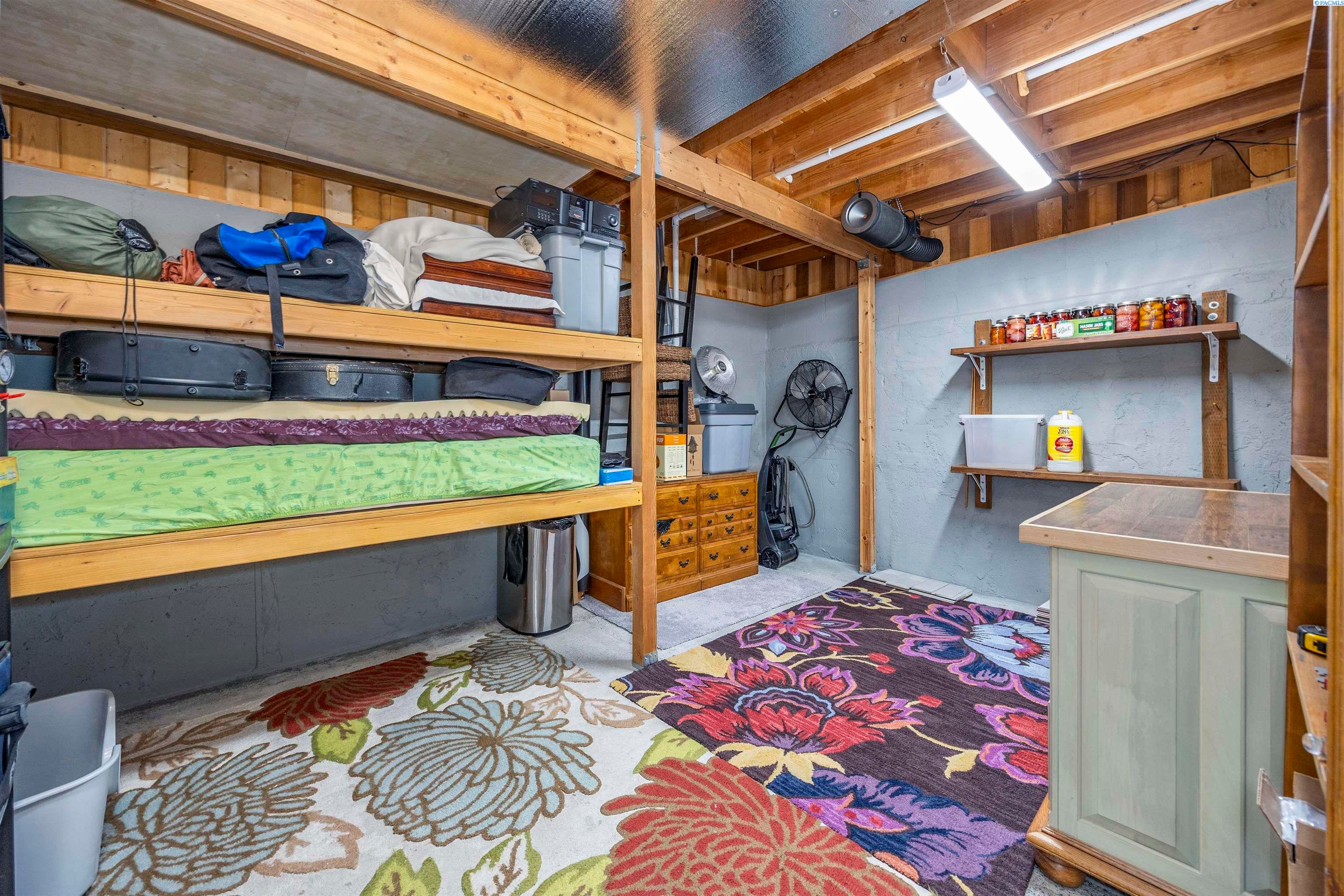 Benton City, Washington, 99320, United States, 3 Bedrooms Bedrooms, ,2 BathroomsBathrooms,Residential,For Sale,1992566