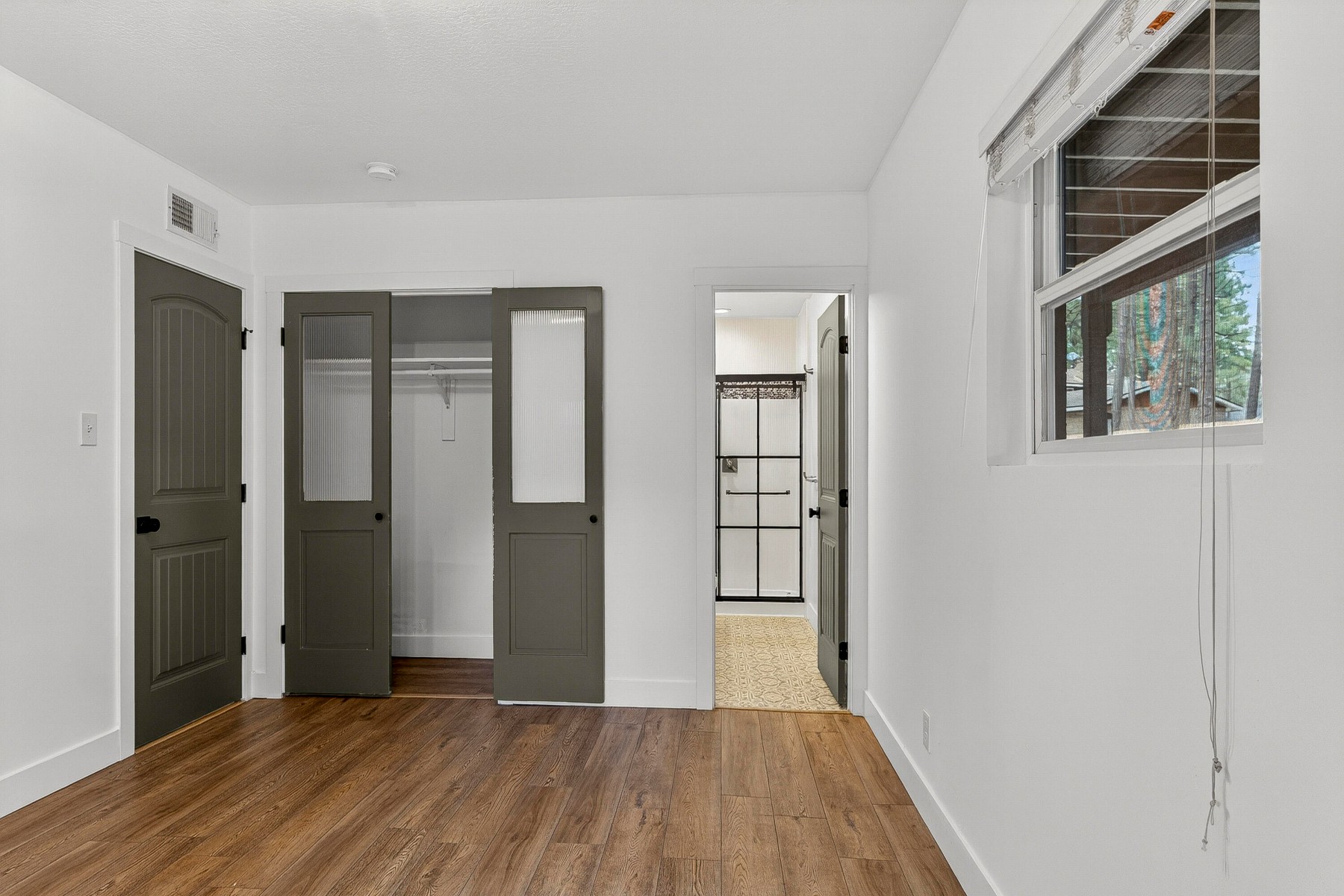  530 N Charles Road ¦Flagstaff, AZ - 物件實景