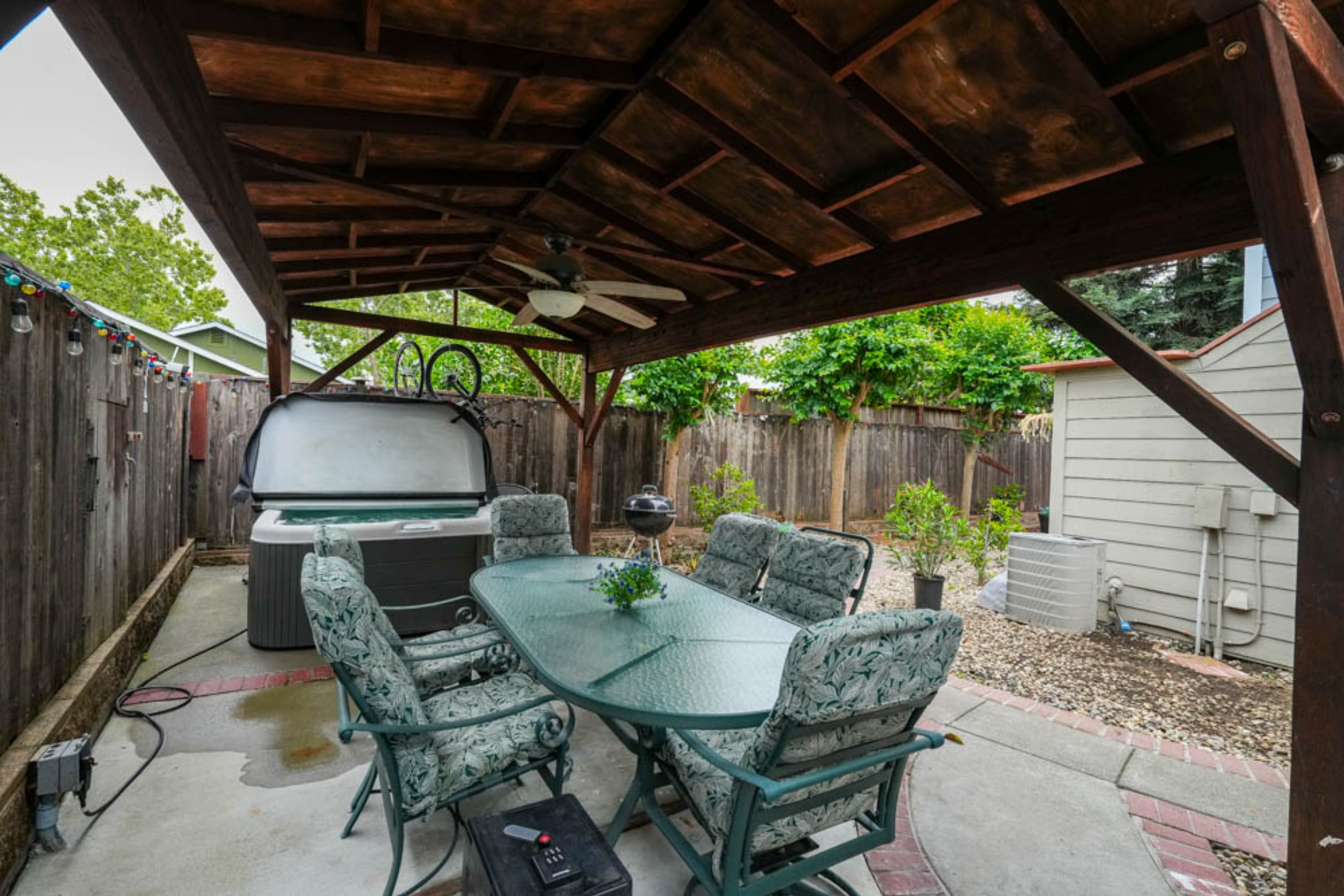  Rare Opportunity in Valley Oak Villas - 物件實景