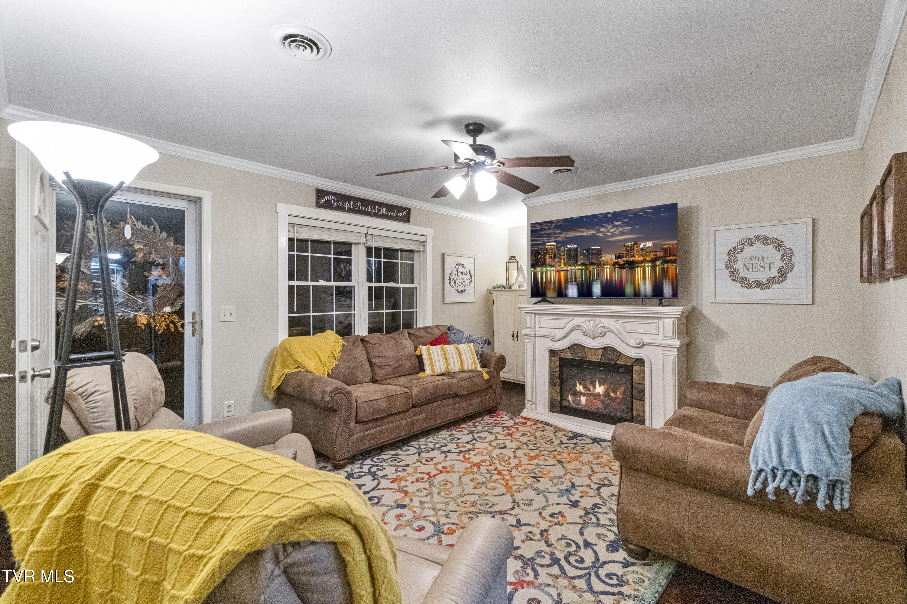 Greeneville, Tennessee, 37743, United States, 3 Bedrooms Bedrooms, ,2 BathroomsBathrooms,Residential,For Sale,1990242