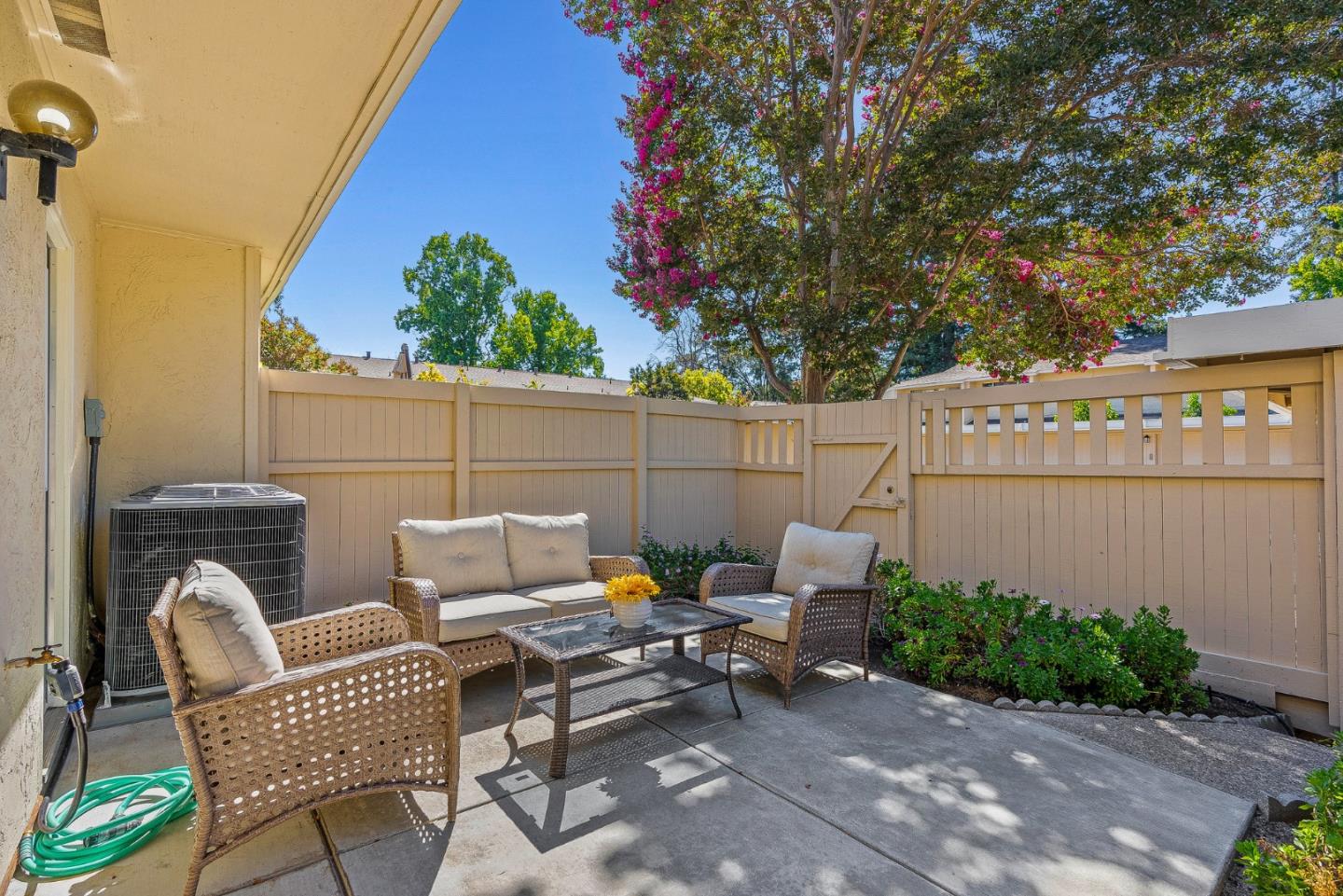 Sunnyvale, California, 94087, United States, 2 Bedrooms Bedrooms, ,2 BathroomsBathrooms,Residential,For Sale,1947978