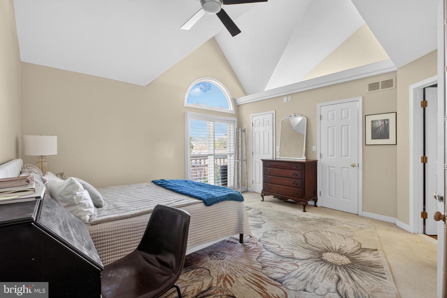WILMINGTON, Delaware, 19806, United States, 4 Bedrooms Bedrooms, ,4 BathroomsBathrooms,Residential,For Sale,2048566