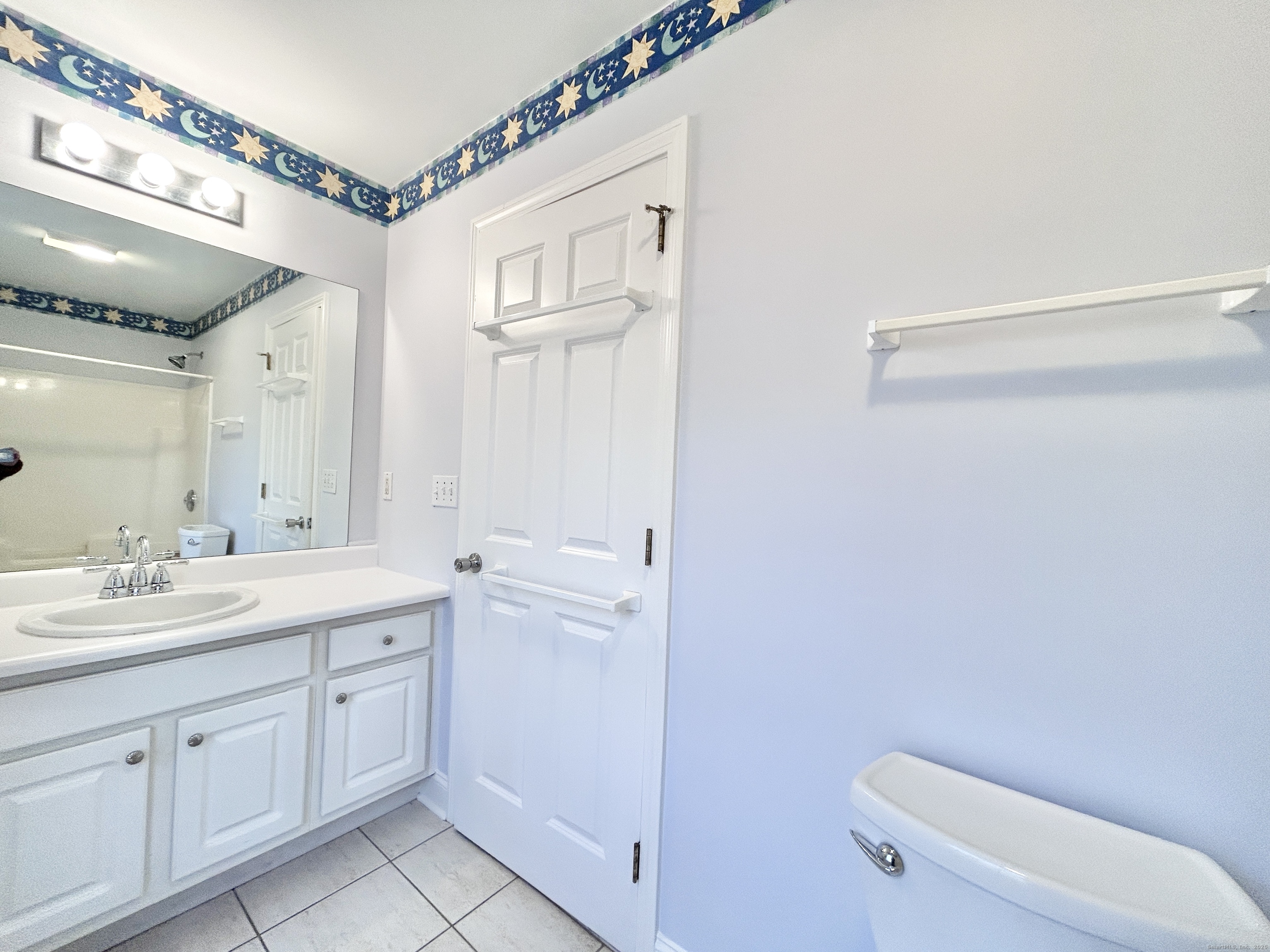 Oxford, Connecticut, 06478, United States, 4 Bedrooms Bedrooms, ,3 BathroomsBathrooms,Residential,For Sale,1993487