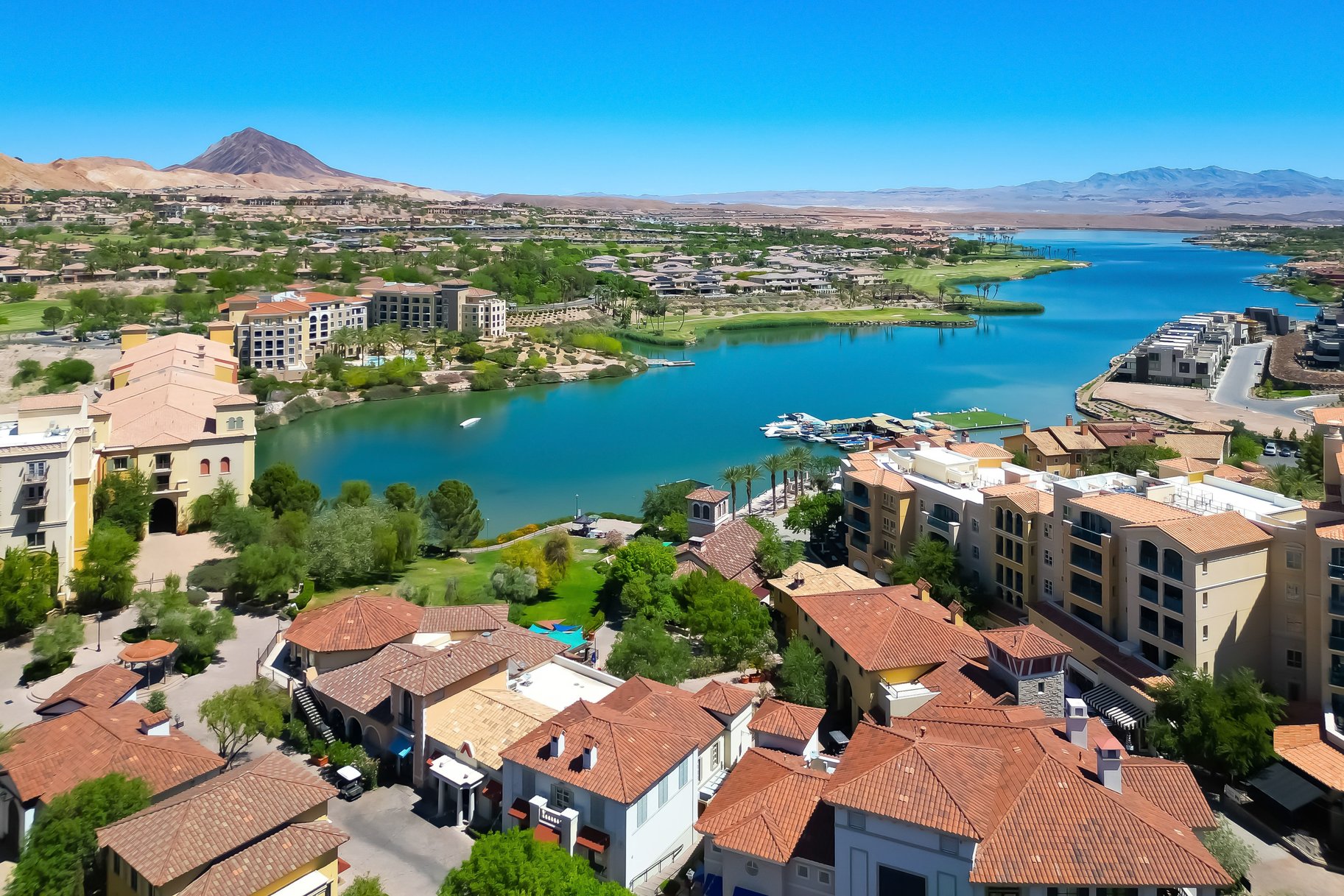  Luxury Lake Las Vegas Living in the Heart of Viera Resort Community - 物件實景