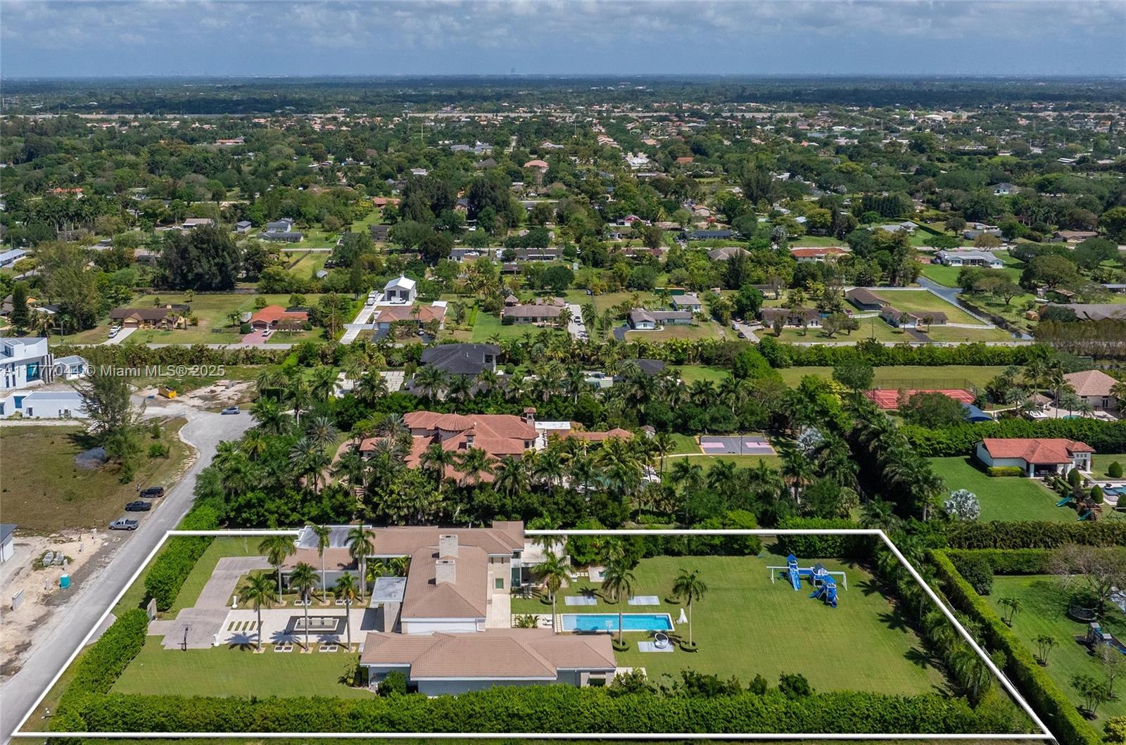 Southwest Ranches, Florida, 33331, United States, 6 Bedrooms Bedrooms, ,8 BathroomsBathrooms,Residential,For Sale,1762043