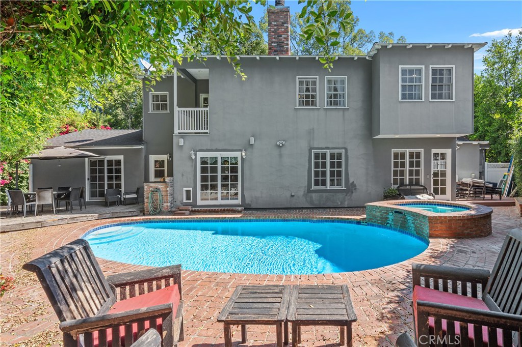 Studio City, California, 91602, United States, 5 Bedrooms Bedrooms, ,4 BathroomsBathrooms,Residential,For Sale,1947106