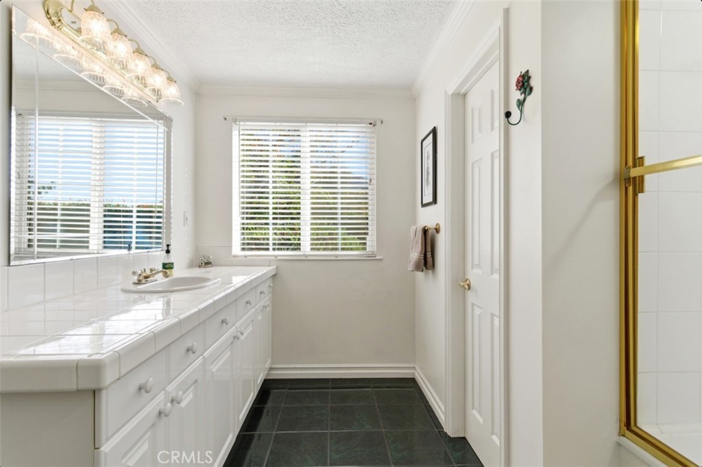 Moreno Valley, California, 92557, United States, 2 Bedrooms Bedrooms, ,1 BathroomBathrooms,Residential,For Sale,1991740