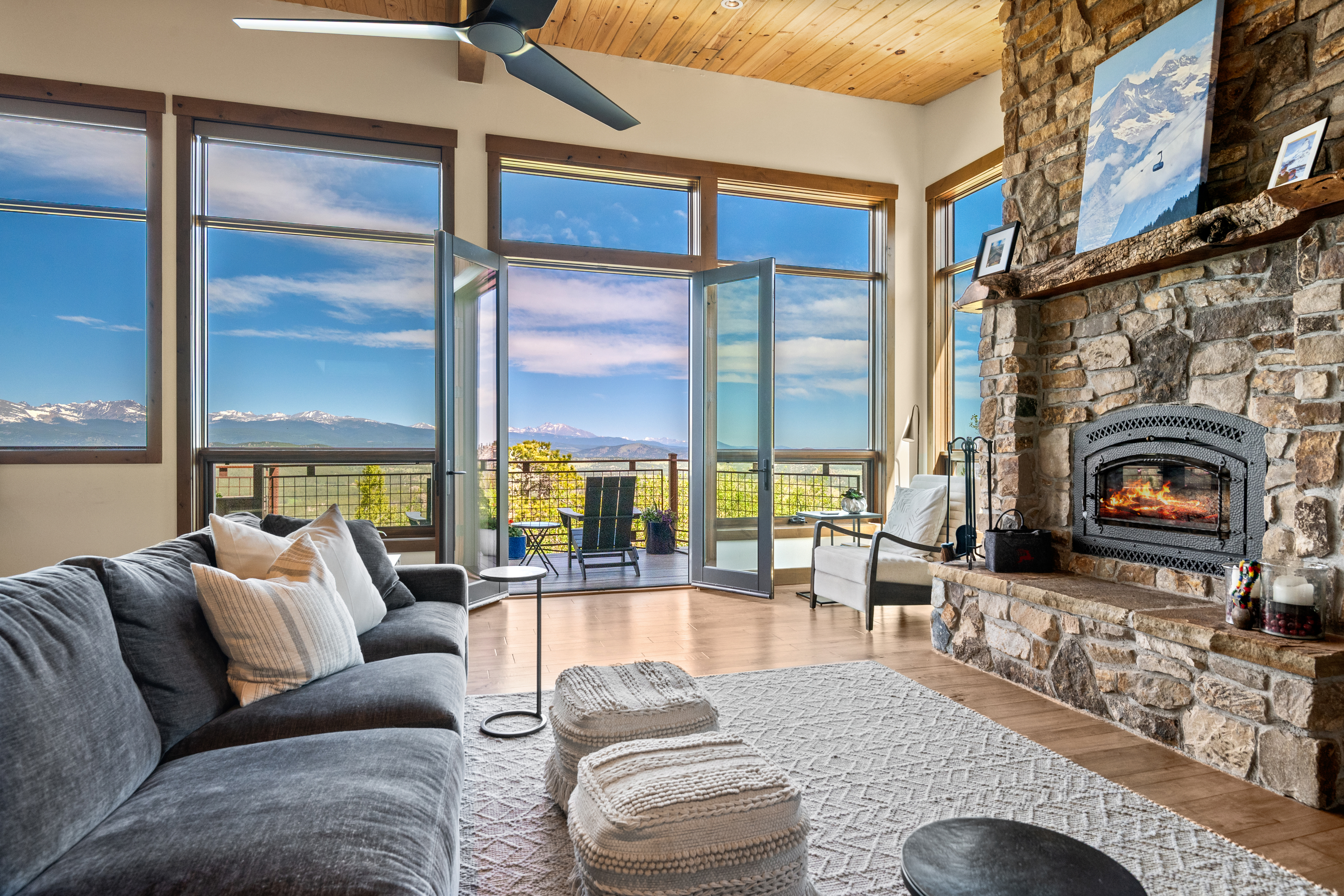  Custom Retreat with Unobstructed Views - 物件實景