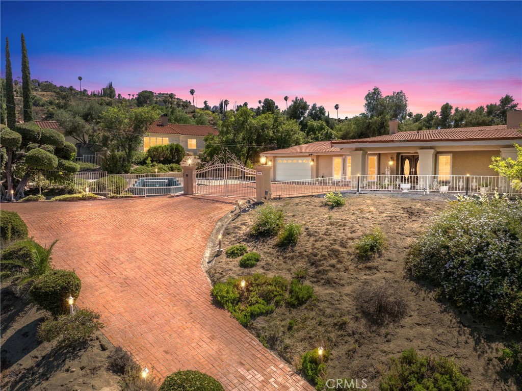 Hemet, California, 92544, United States, 5 Bedrooms Bedrooms, ,4 BathroomsBathrooms,Residential,For Sale,1896645