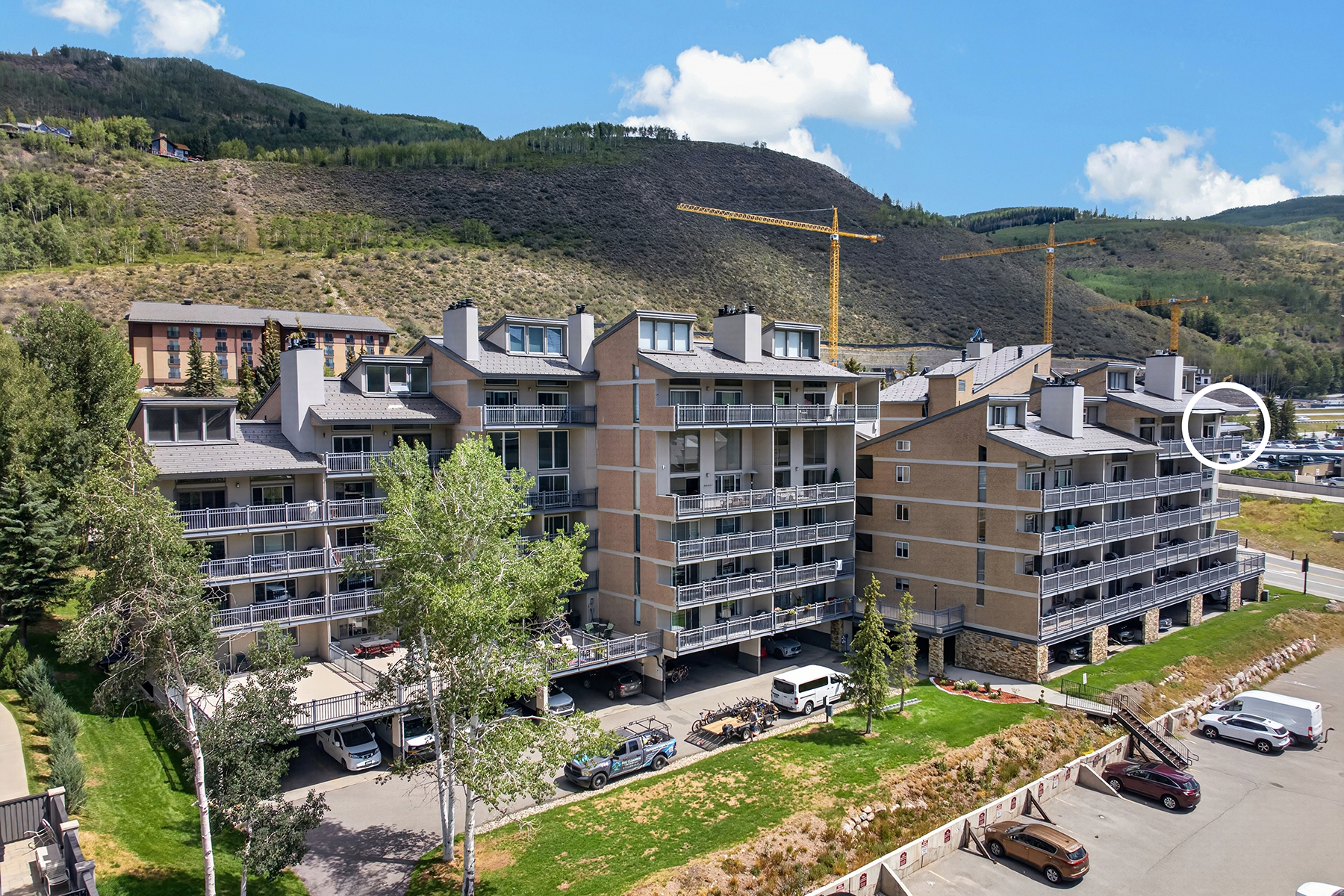  Exceptional Access to Vail