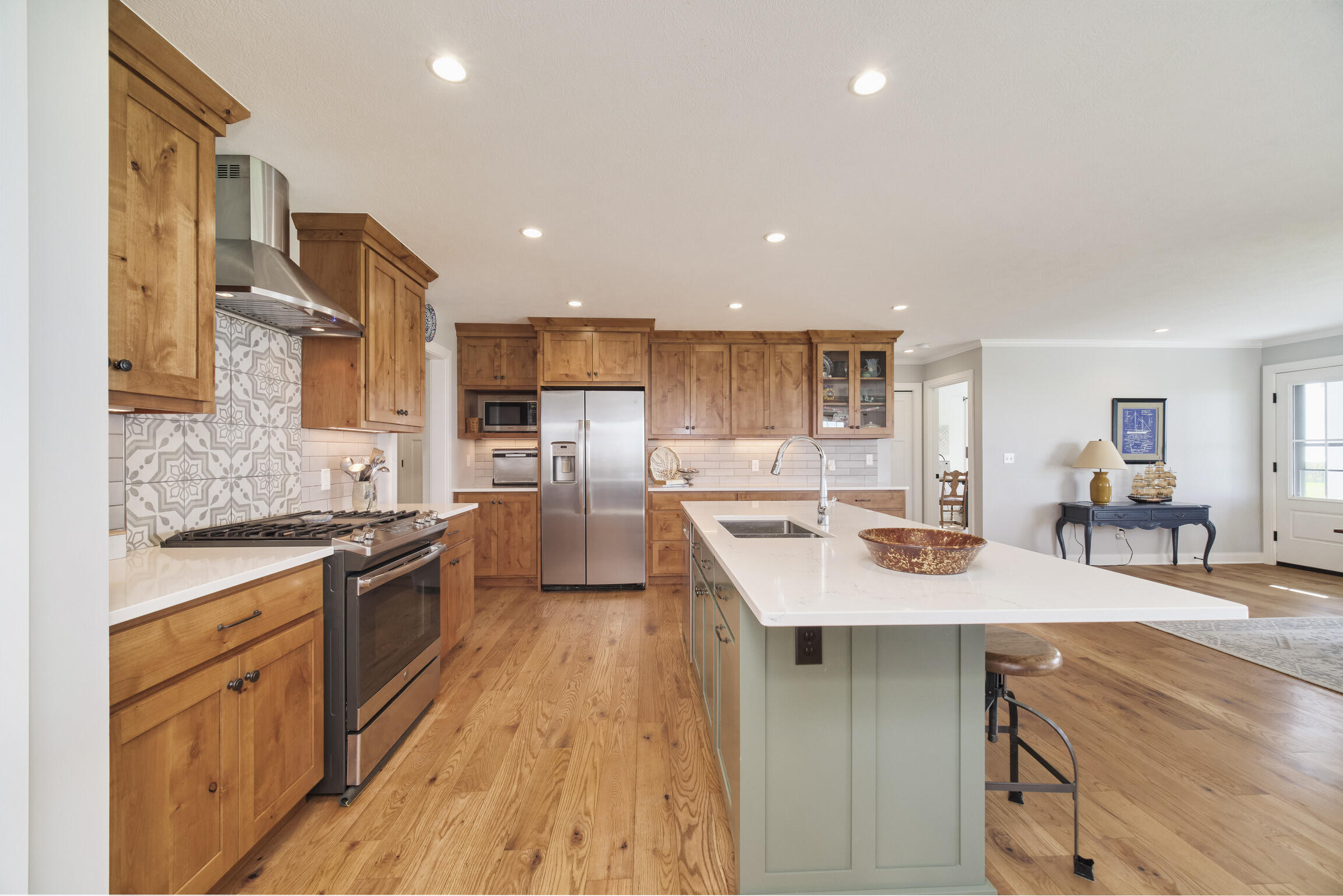 Manistee, Michigan, 49660, United States, 3 Bedrooms Bedrooms, ,2 BathroomsBathrooms,Residential,For Sale,2049083