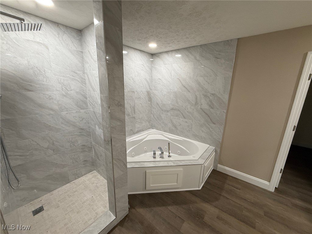Mentor, Ohio, 44060, United States, 4 Bedrooms Bedrooms, ,3 BathroomsBathrooms,Residential,For Sale,1915313