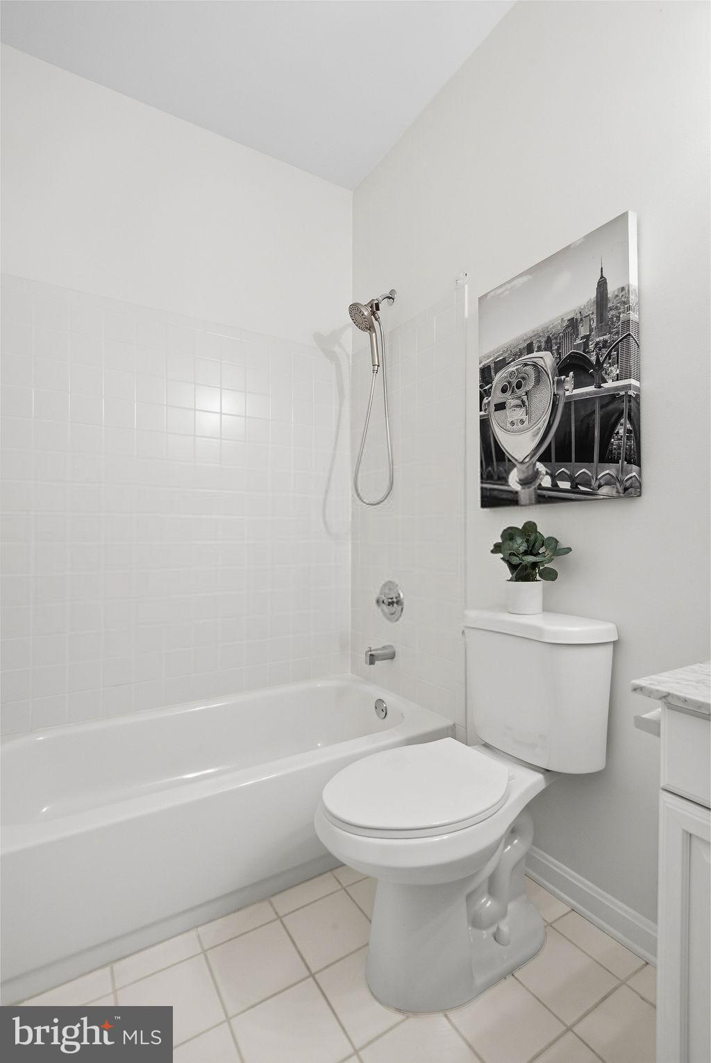 Fairfax, Virginia, 22033, United States, 3 Bedrooms Bedrooms, ,4 BathroomsBathrooms,Residential,For Sale,2048066