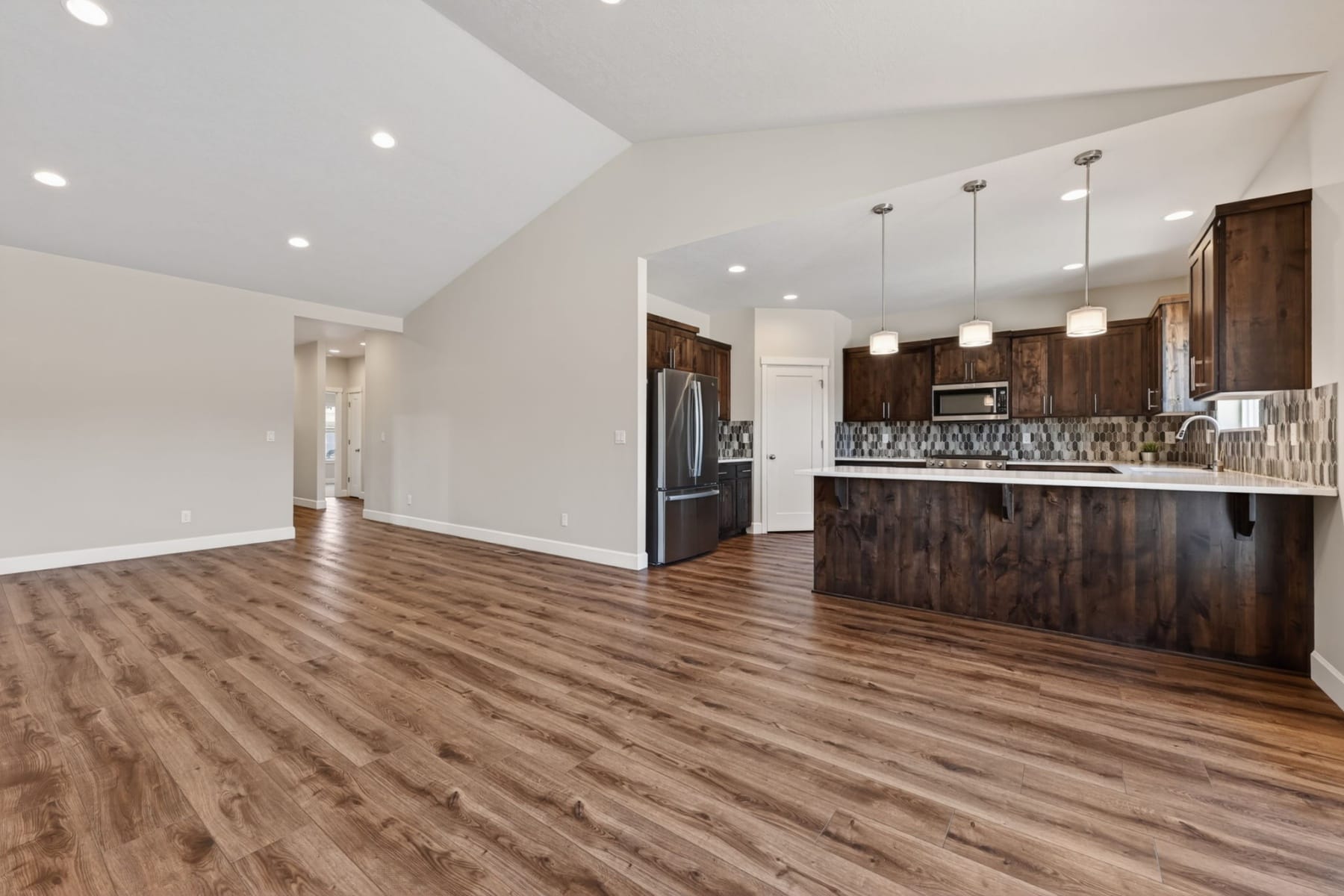  4946 SW Zenith Avenue Redmond, OR 97756 - 物件實景