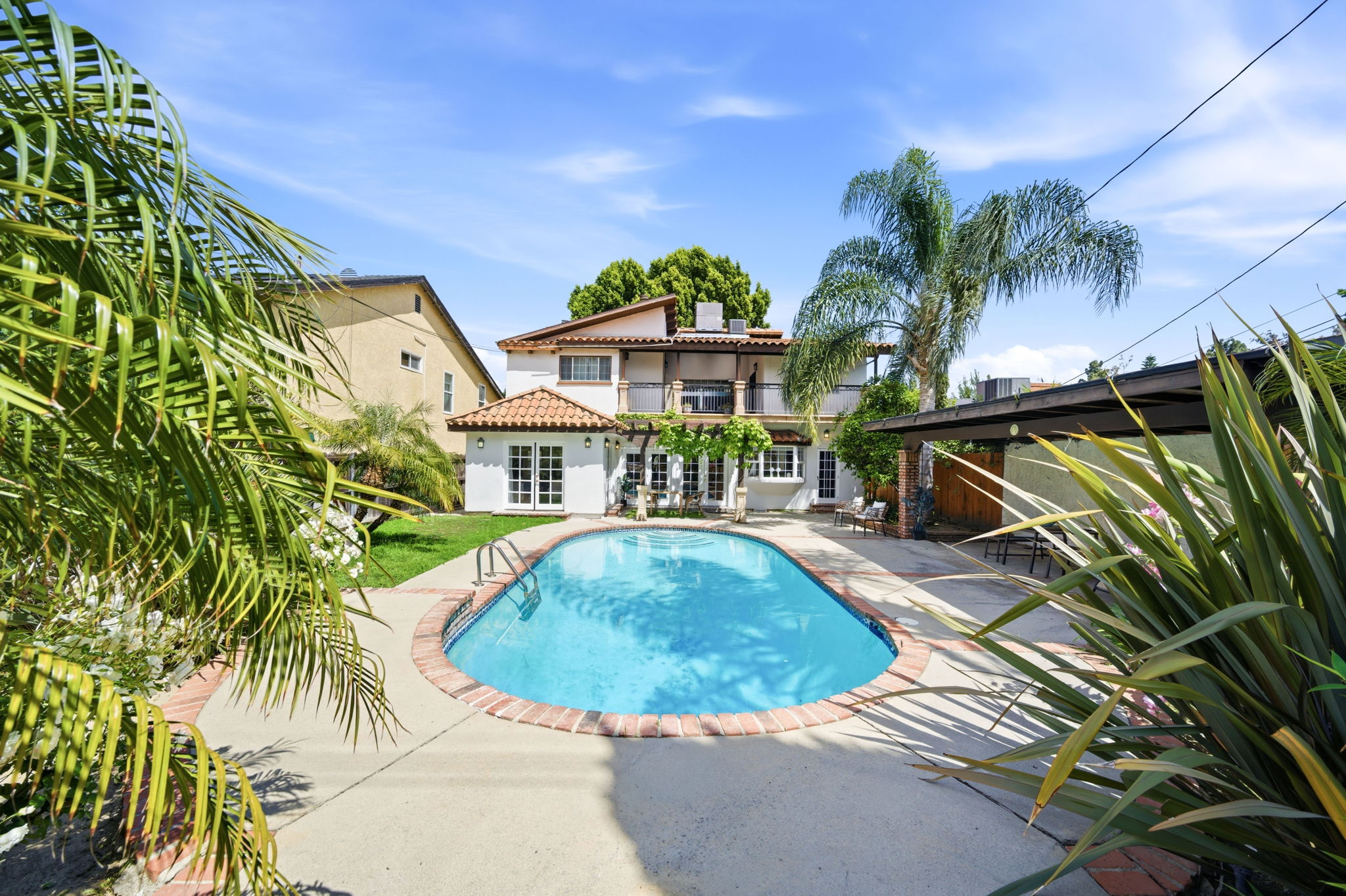  4115 Laurelgrove Ave - 物件實景