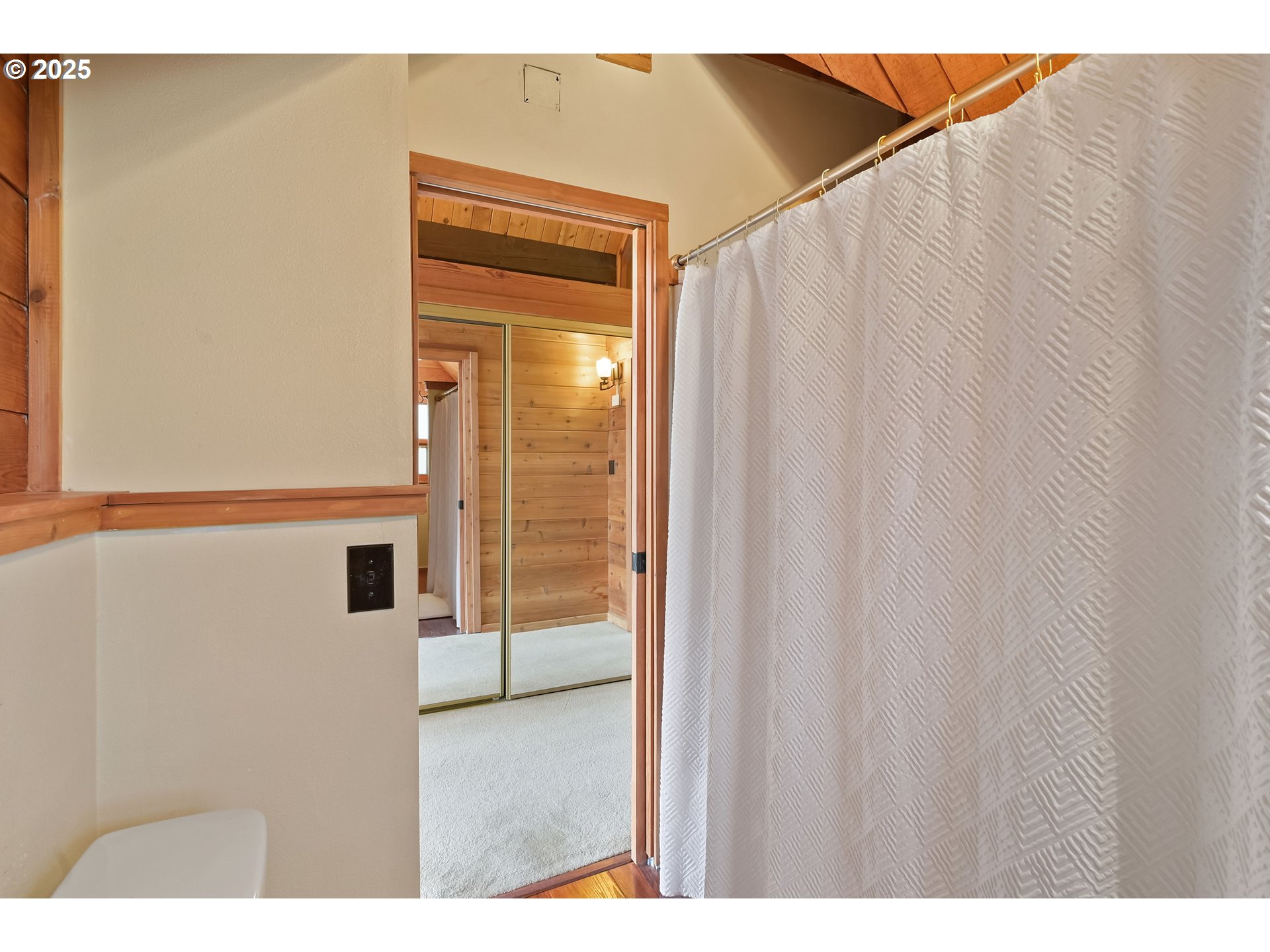 Kalama, Washington, 98625, United States, 3 Bedrooms Bedrooms, ,2 BathroomsBathrooms,Residential,For Sale,1988010