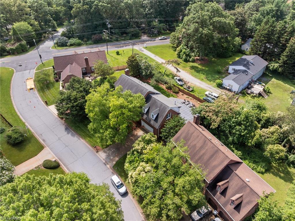 Greensboro, North Carolina, 27410, United States, 4 Bedrooms Bedrooms, ,3 BathroomsBathrooms,Residential,For Sale,1865438