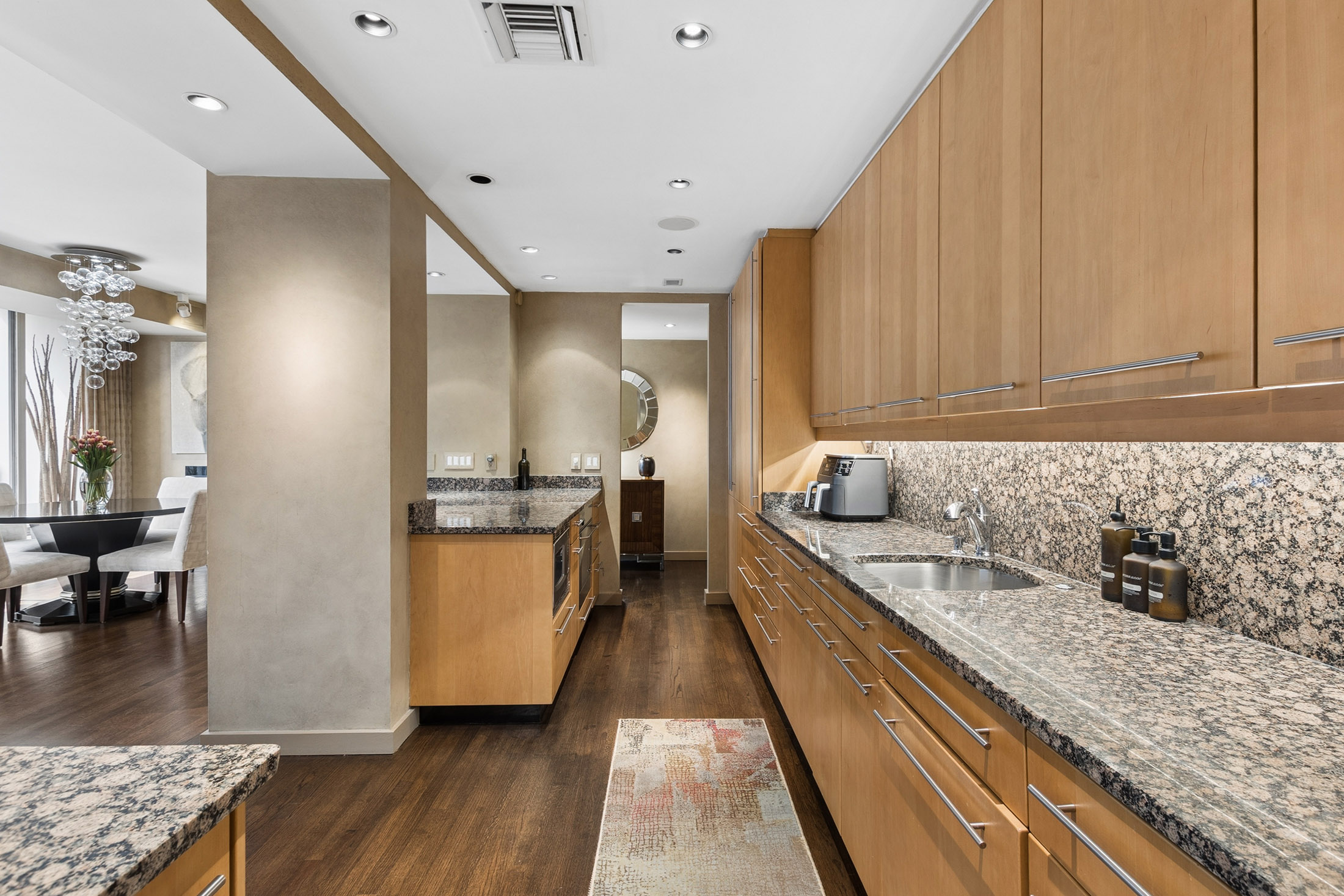  Embrace Midtown Living at Colony House - 物件實景