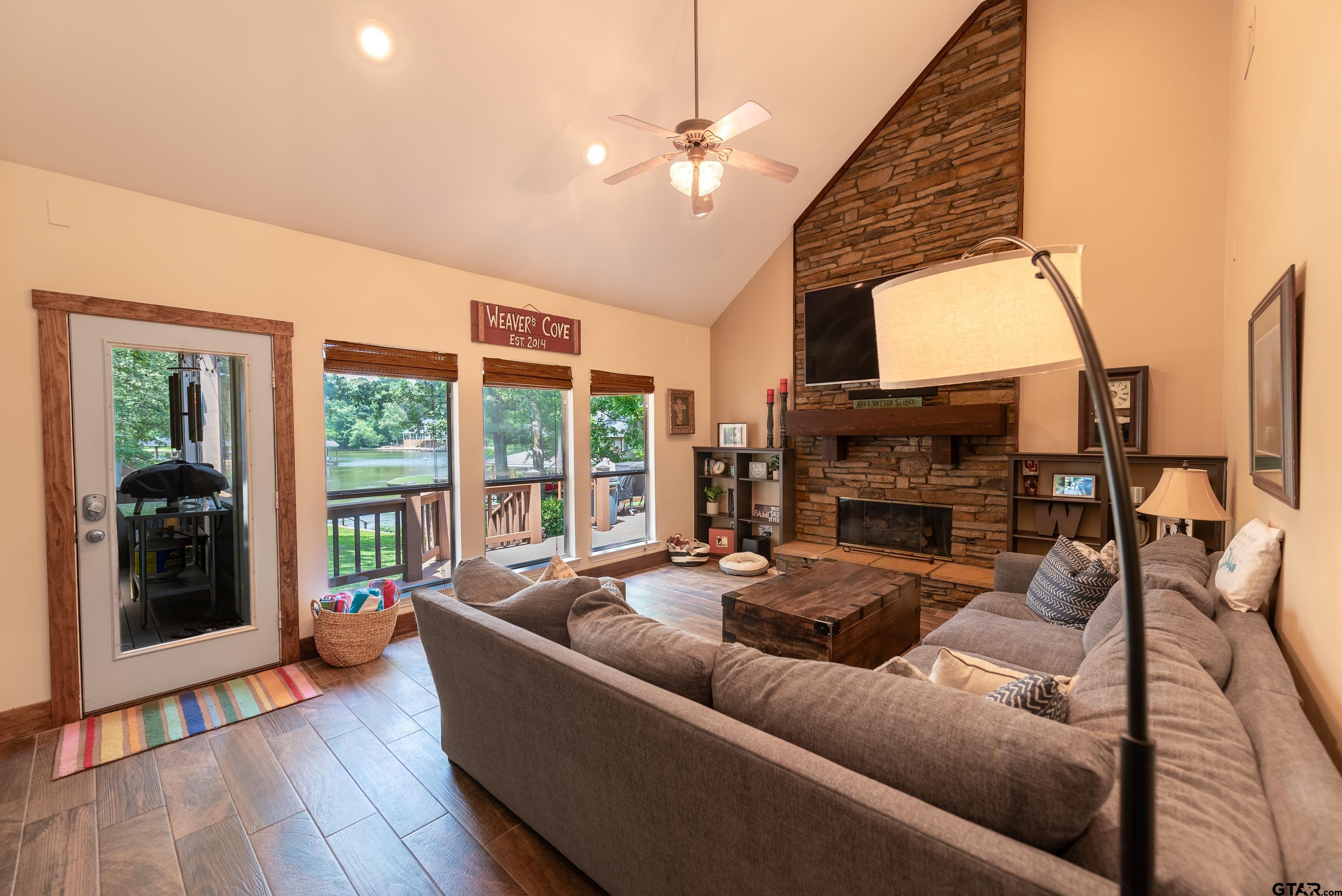 Scroggins, Texas, 75480, United States, 4 Bedrooms Bedrooms, ,3 BathroomsBathrooms,Residential,For Sale,1977459