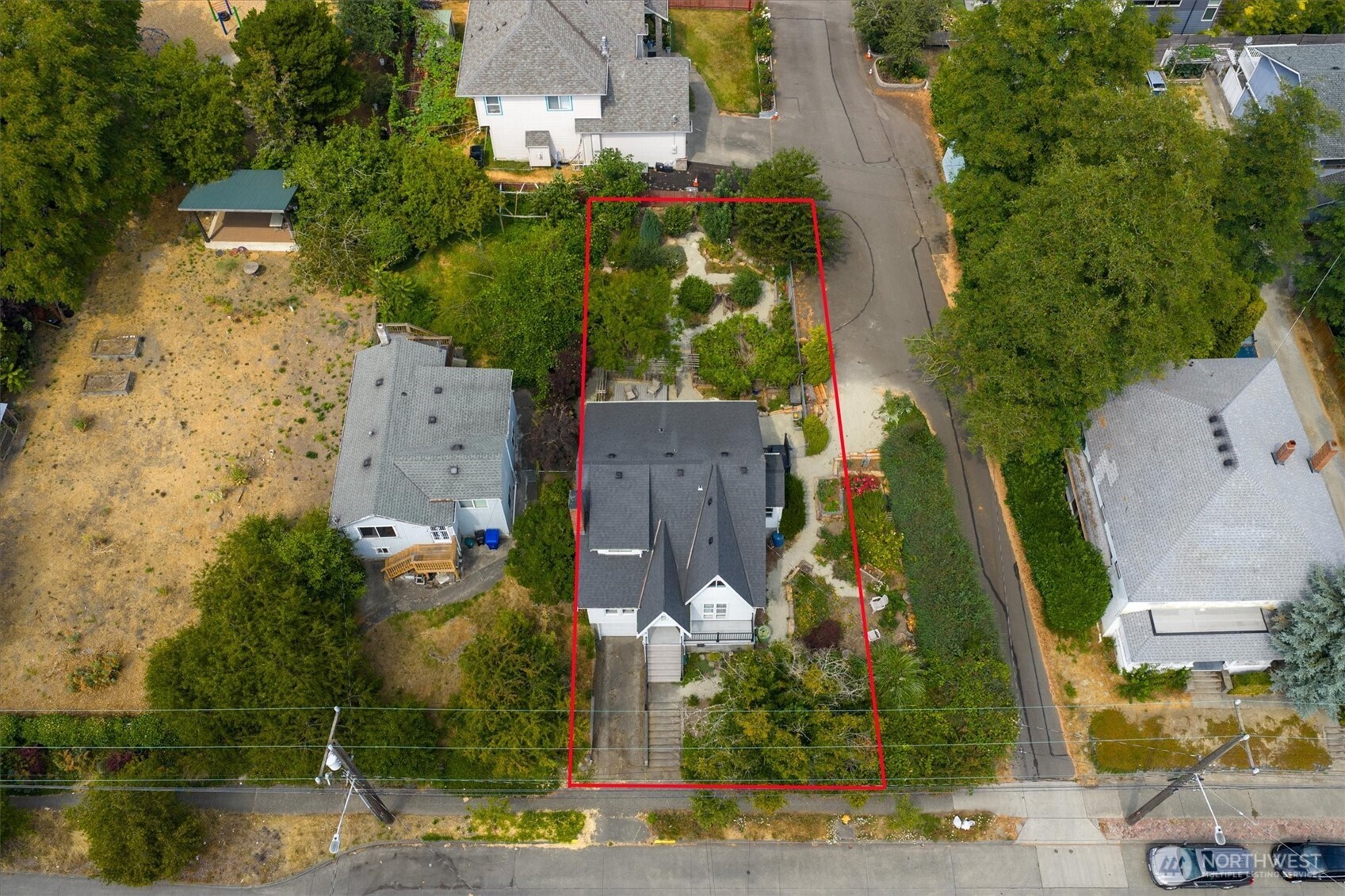 Seattle, Washington, 98108, United States, 4 Bedrooms Bedrooms, ,2 BathroomsBathrooms,Residential,For Sale,1912316