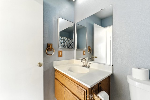 Jurupa Valley, California, 91752, United States, 3 Bedrooms Bedrooms, ,2 BathroomsBathrooms,Residential,For Sale,1931342