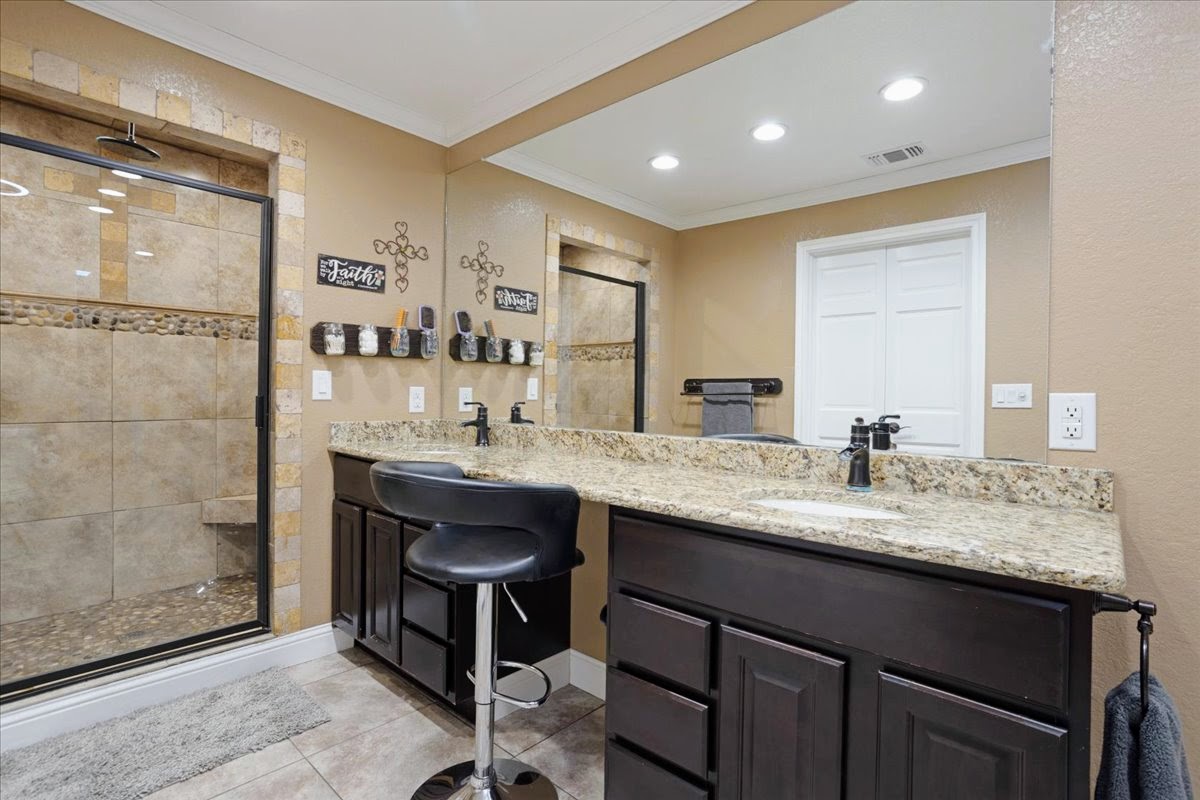 Savoy, Texas, 75479, United States, 3 Bedrooms Bedrooms, ,2 BathroomsBathrooms,Residential,For Sale,1979874