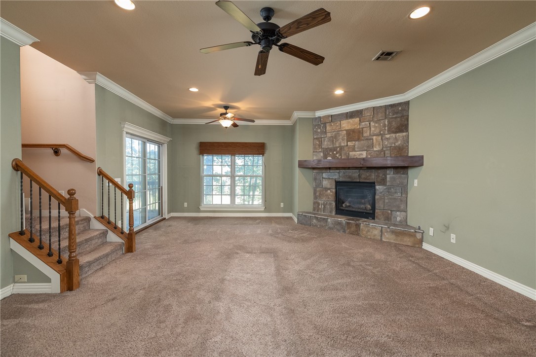 Bella Vista, Arkansas, 72715, United States, 3 Bedrooms Bedrooms, ,4 BathroomsBathrooms,Residential,For Sale,1971297