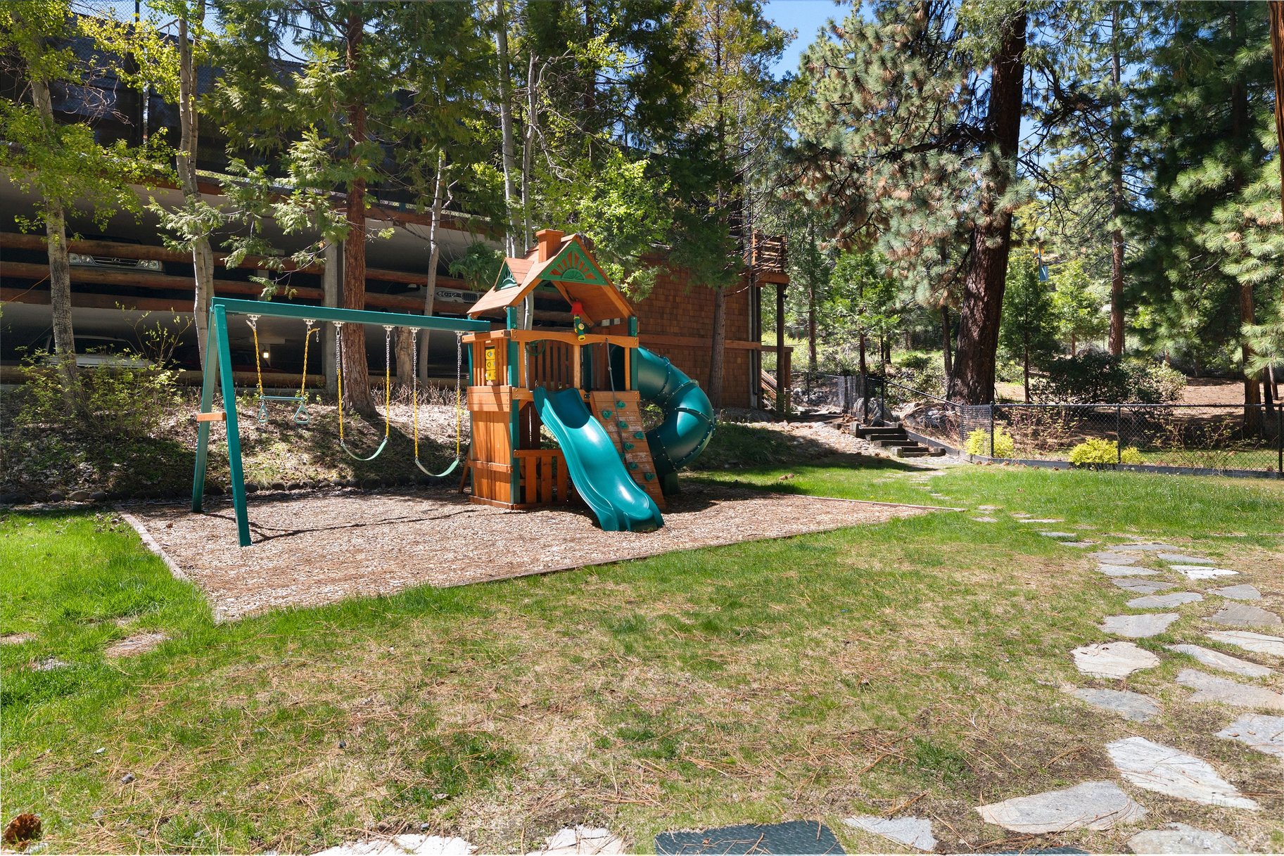  Stillwater Cove #37- Tahoe living at its finest - 物件實景