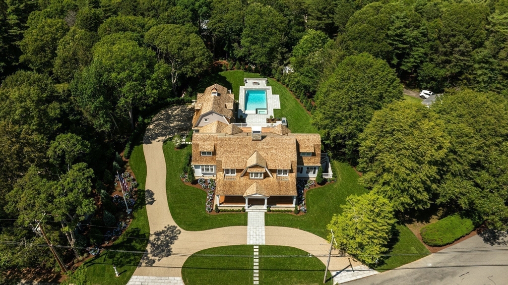 Barnstable, Massachusetts, 02655, United States, 5 Bedrooms Bedrooms, ,8 BathroomsBathrooms,Residential,For Sale,1911677