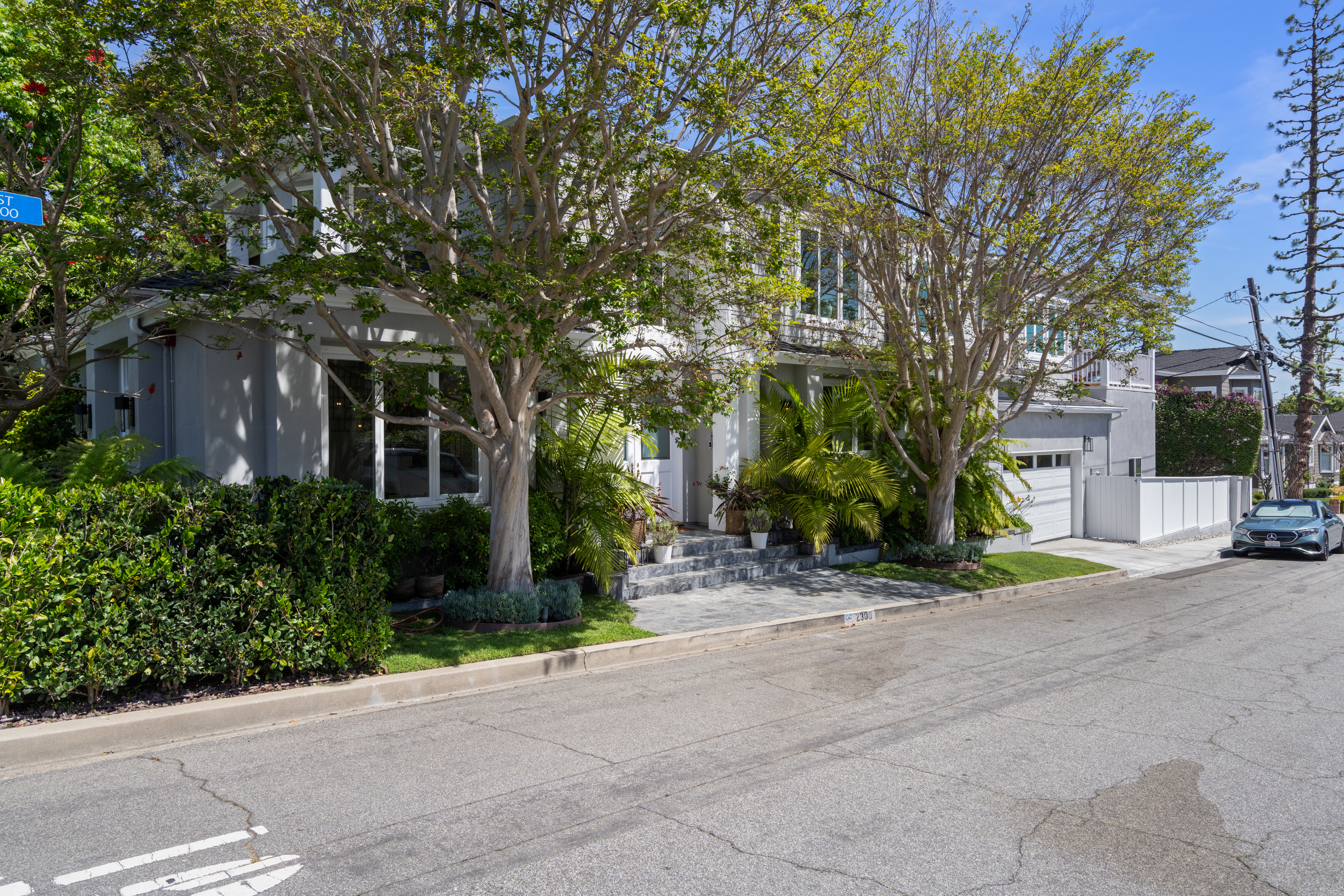  2300 John Street, Manhattan Beach, CA 90266 - 物件實景