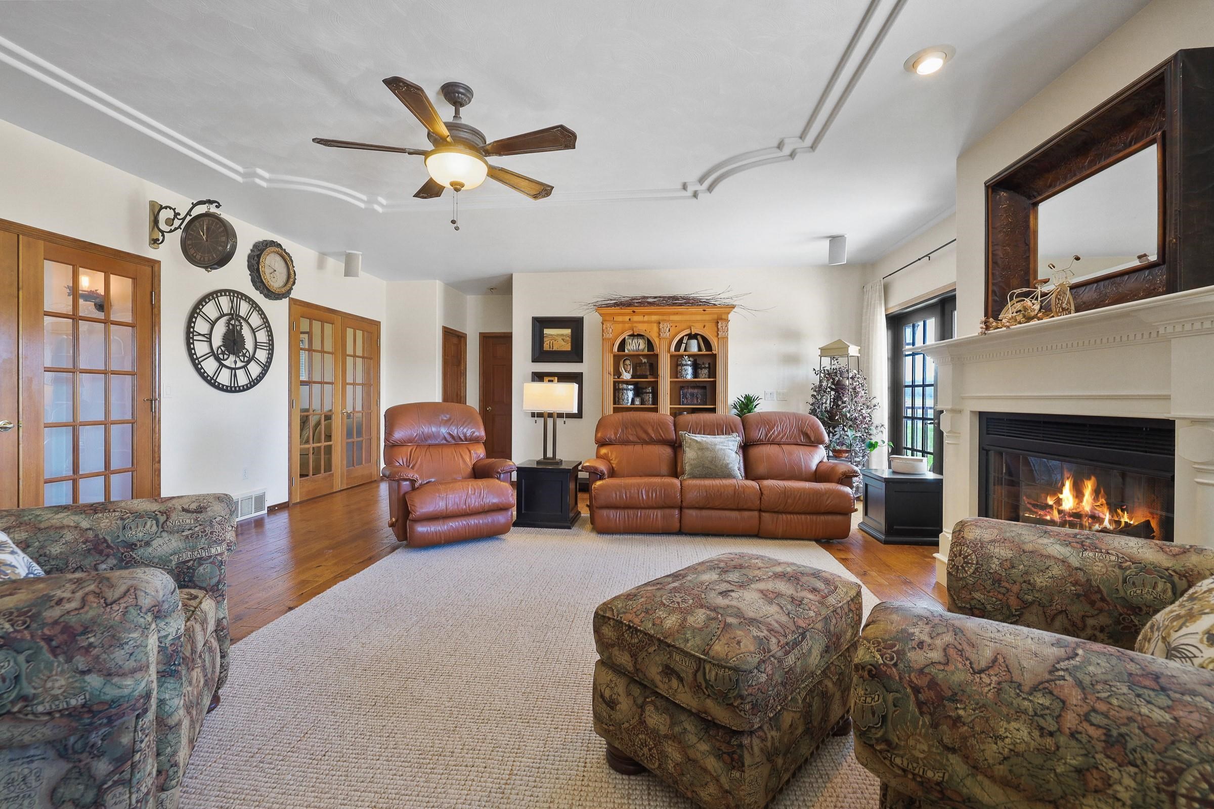 Mead, Washington, 99021, United States, 5 Bedrooms Bedrooms, ,5 BathroomsBathrooms,Residential,For Sale,1838740