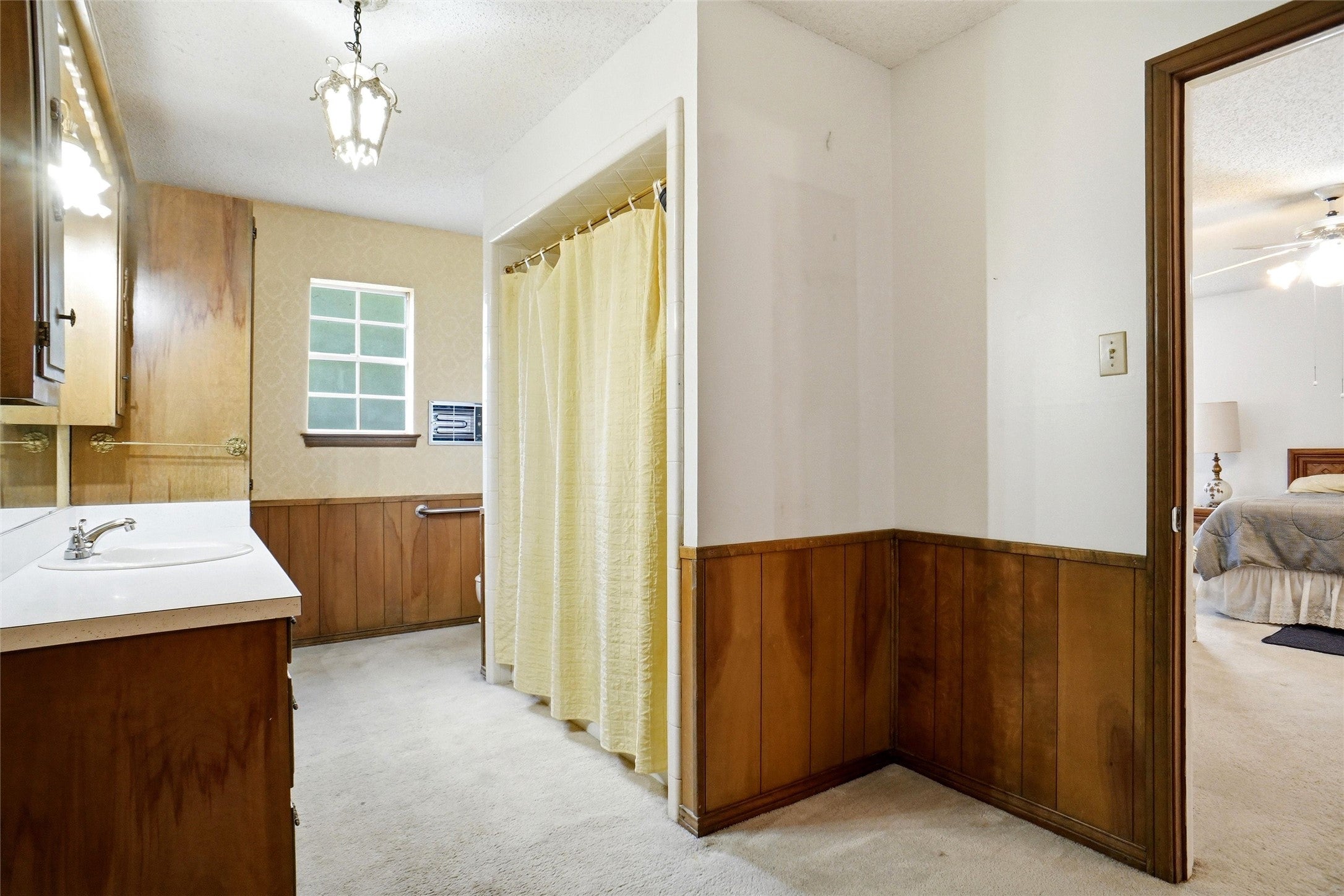 Grapevine, Texas, 76051, United States, 3 Bedrooms Bedrooms, ,2 BathroomsBathrooms,Residential,For Sale,2048071