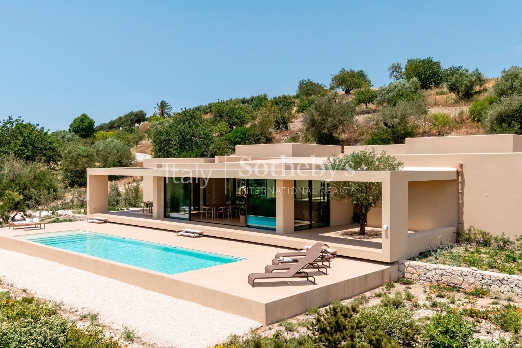  Designer villa with pool in the Noto countryside - 物件實景