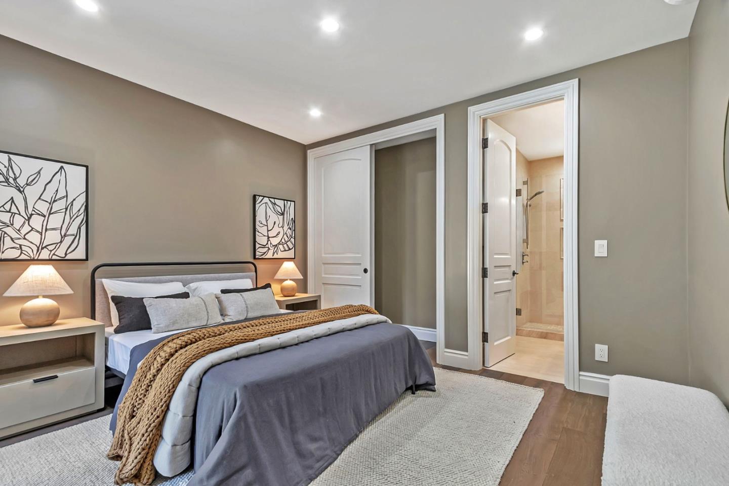 Los Gatos, California, 95032, United States, 8 Bedrooms Bedrooms, ,11 BathroomsBathrooms,Residential,For Sale,1855941