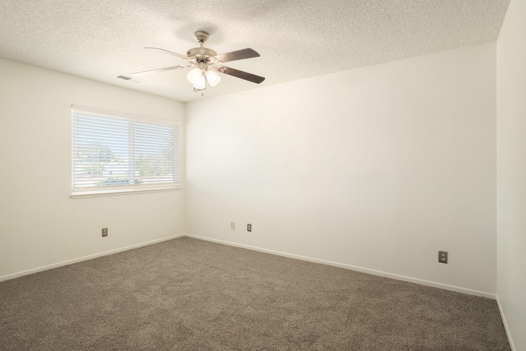 Madera, California, 93636, United States, 4 Bedrooms Bedrooms, ,3 BathroomsBathrooms,Residential,For Sale,1981366